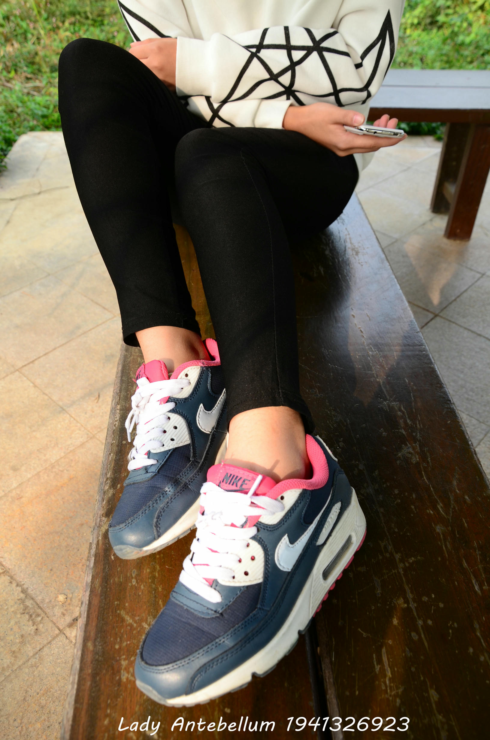 [战前女神] 恋足美腿棉袜女神级摄影套图 014 [80P-125MB]_第2集