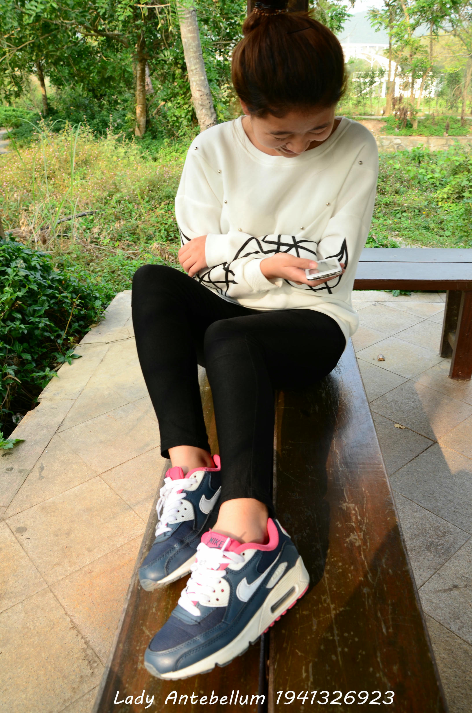 [战前女神] 恋足美腿棉袜女神级摄影套图 014 [80P-125MB]_第2集