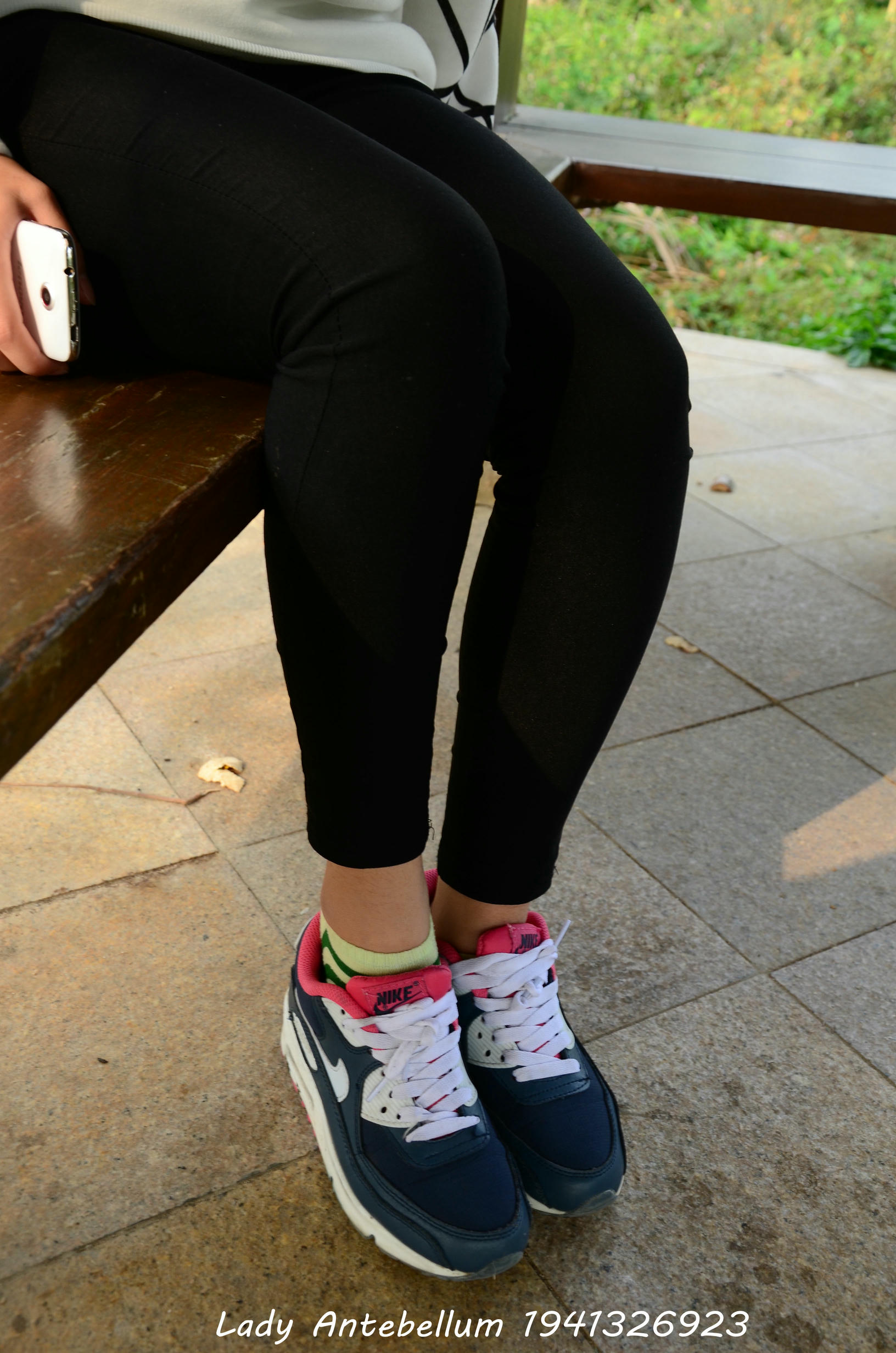 [战前女神] 恋足美腿棉袜女神级摄影套图 014 [80P-125MB]_第2集