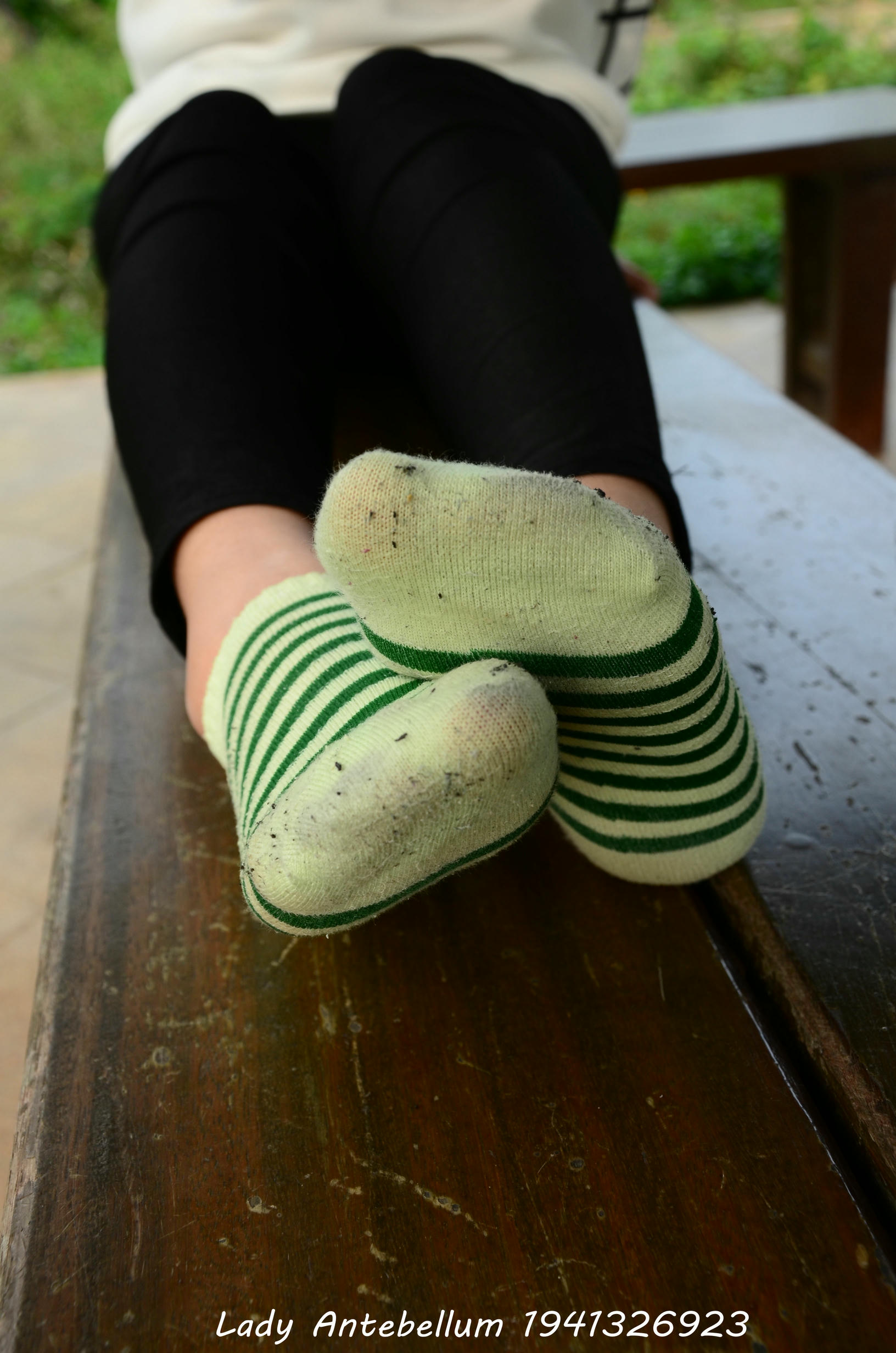 [战前女神] 恋足美腿棉袜女神级摄影套图 014 [80P-125MB]_第4集