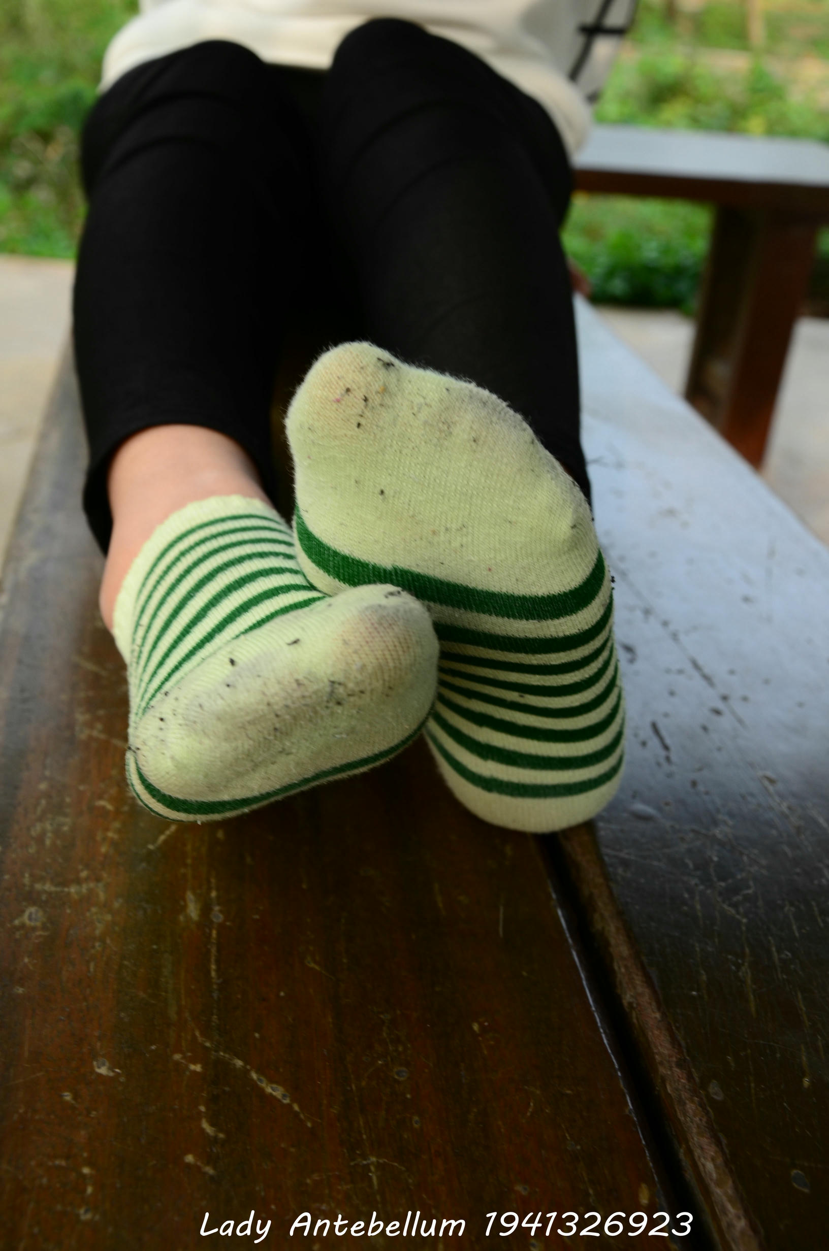 [战前女神] 恋足美腿棉袜女神级摄影套图 014 [80P-125MB]_第4集