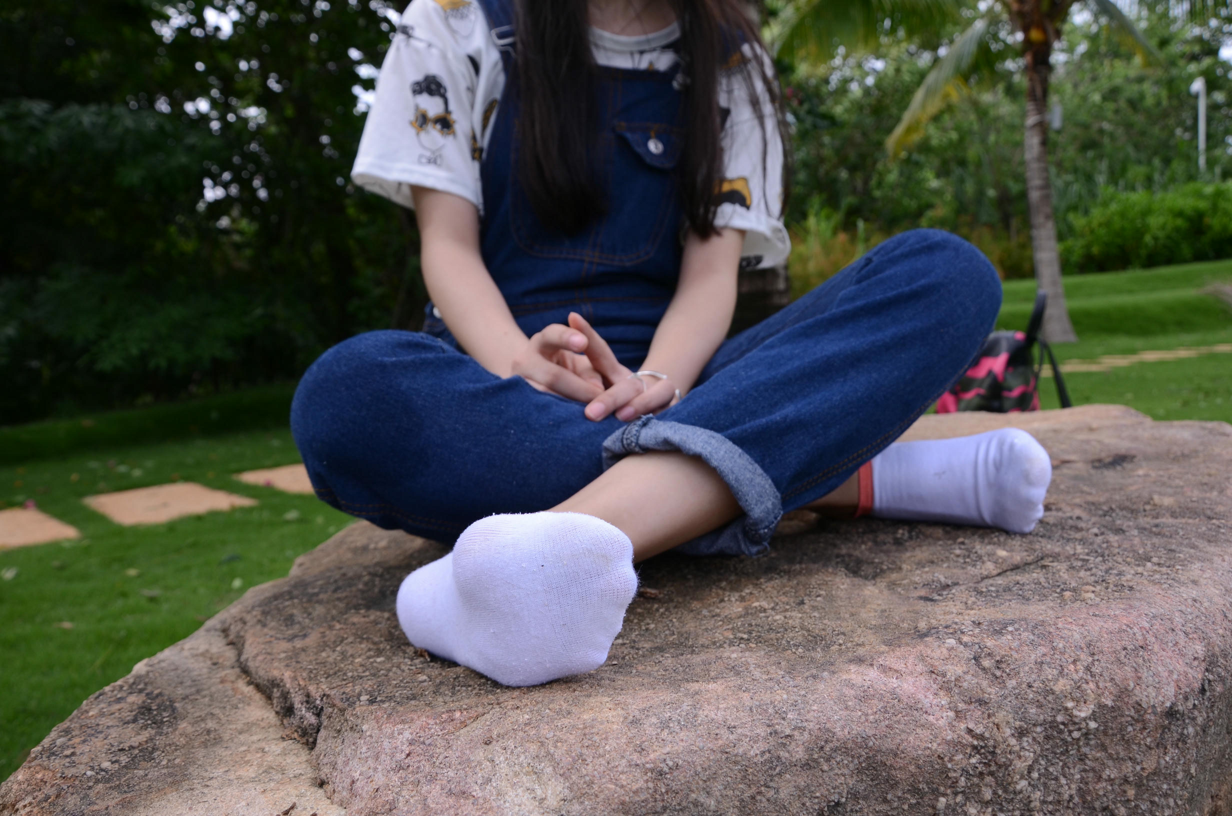 [战前女神] 恋足美腿棉袜女神级摄影套图 142 [272P+767M]_第6集