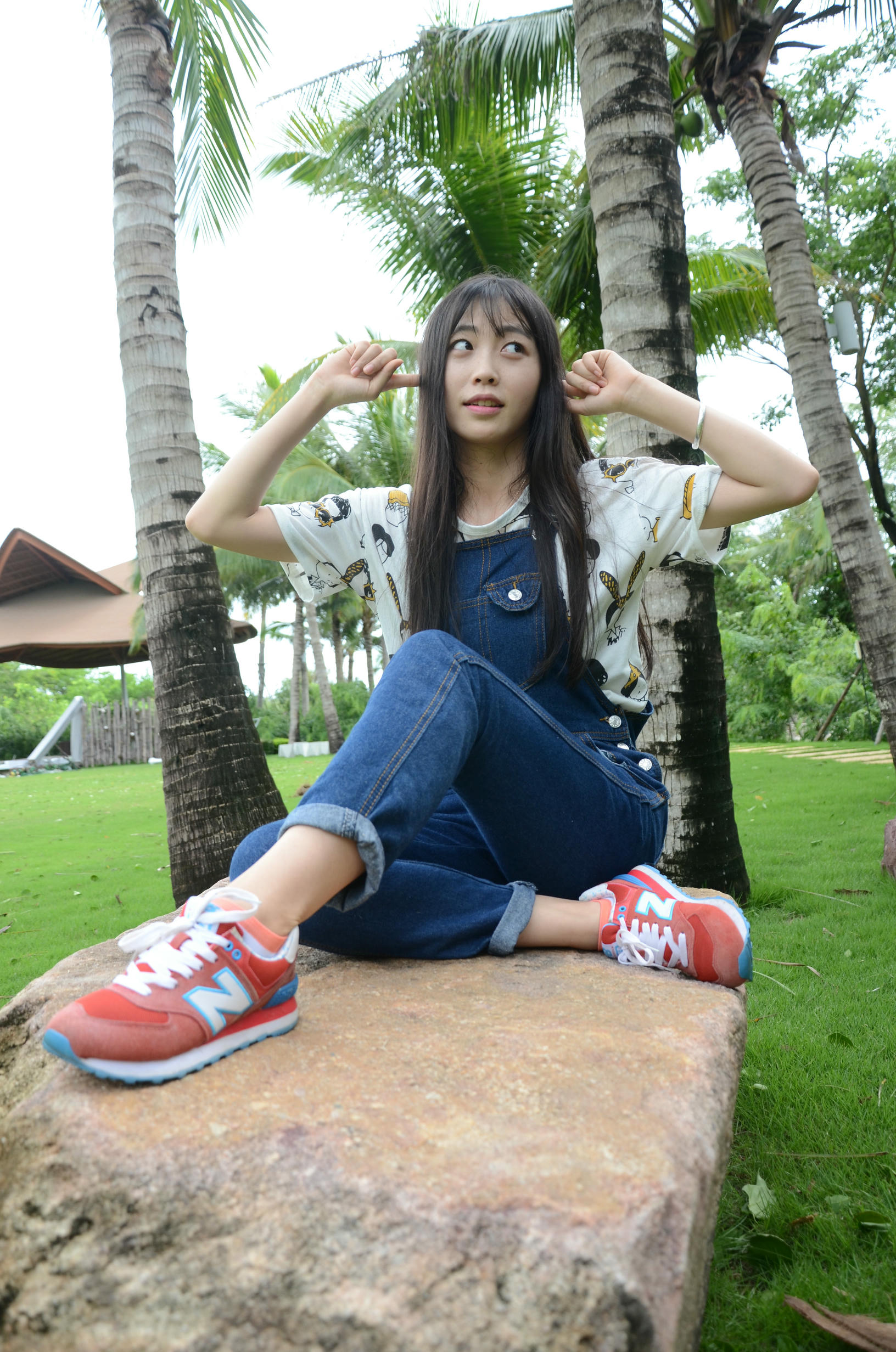 [战前女神] 恋足美腿棉袜女神级摄影套图 142 [272P+767M]_第1集