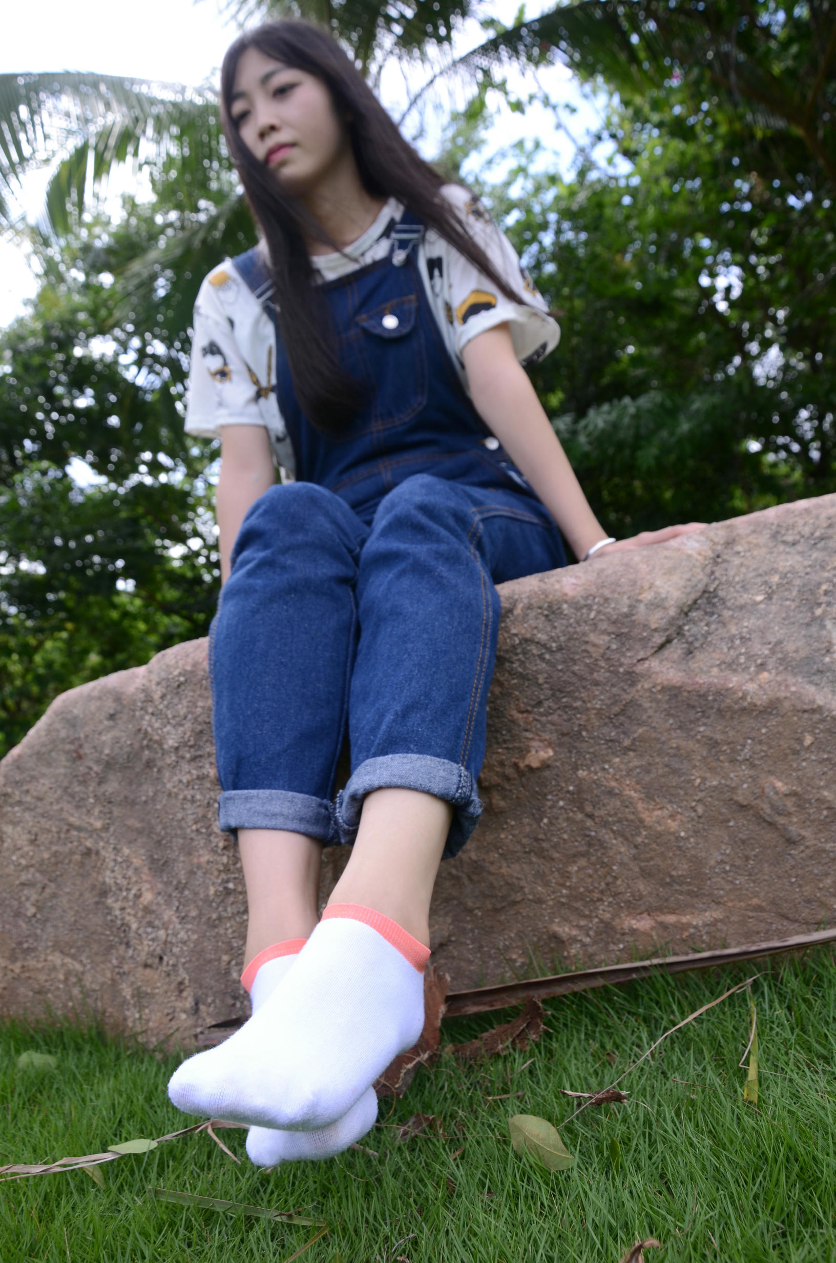 [战前女神] 恋足美腿棉袜女神级摄影套图 142 [272P+767M]_第7集