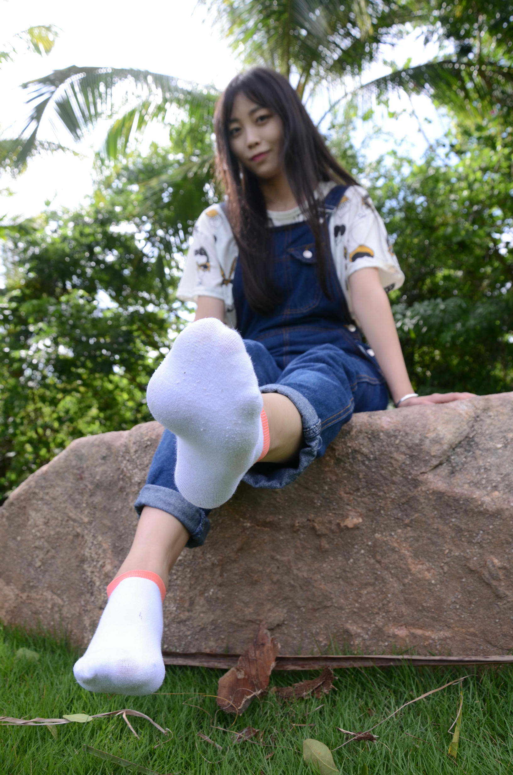 [战前女神] 恋足美腿棉袜女神级摄影套图 142 [272P+767M]_第7集