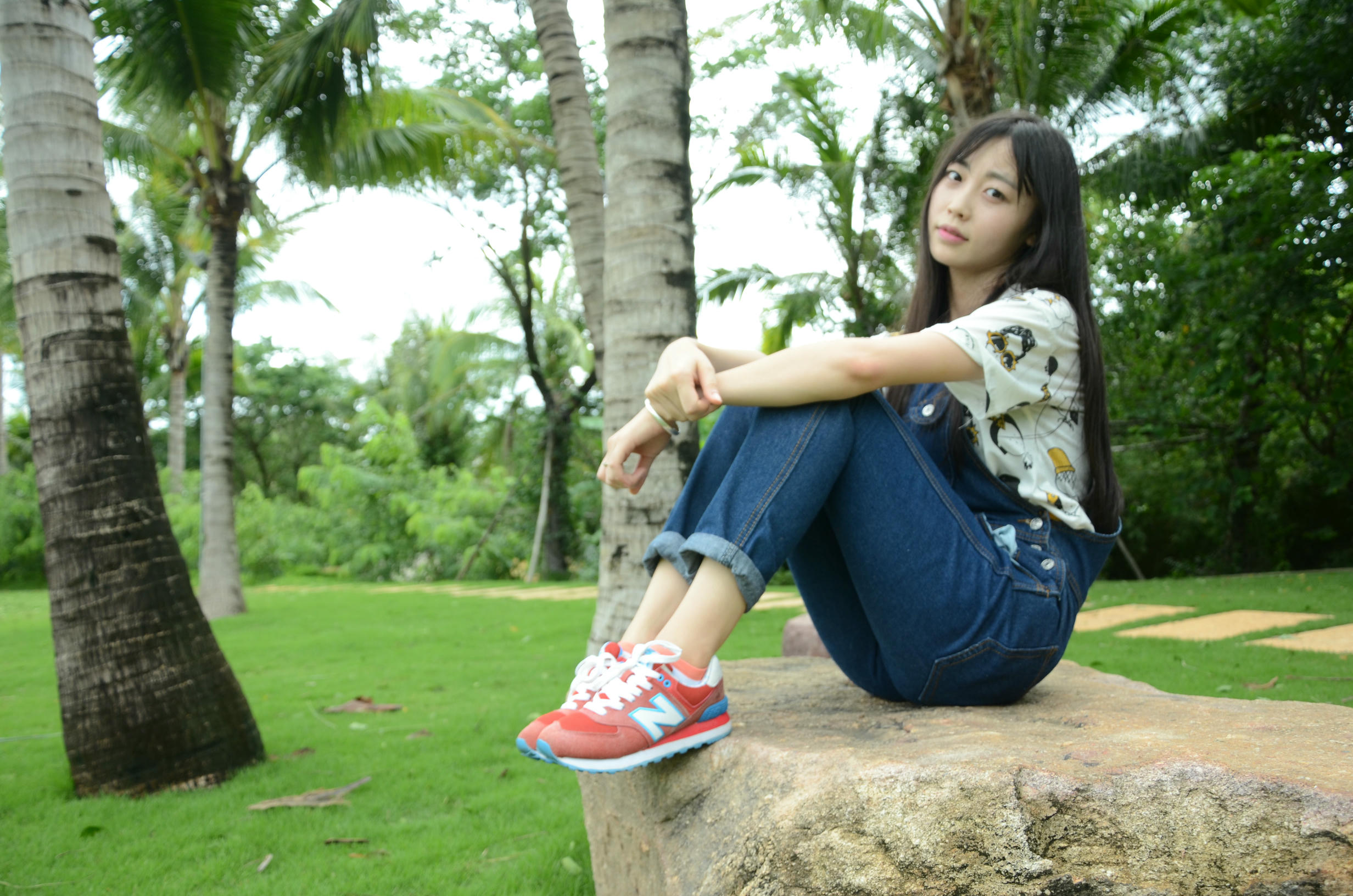 [战前女神] 恋足美腿棉袜女神级摄影套图 142 [272P+767M]_第1集