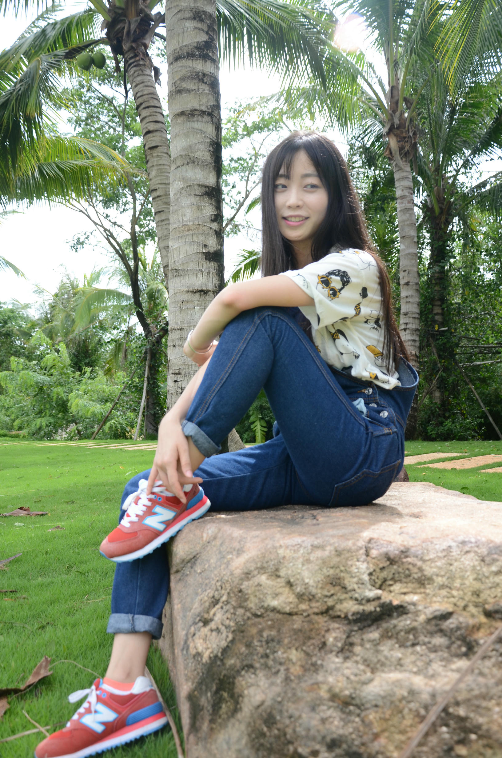 [战前女神] 恋足美腿棉袜女神级摄影套图 142 [272P+767M]_第1集