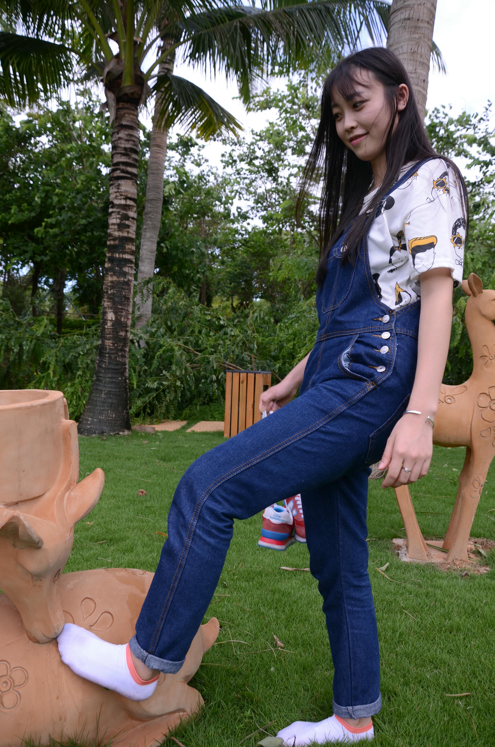 [战前女神] 恋足美腿棉袜女神级摄影套图 142 [272P+767M]_第9集