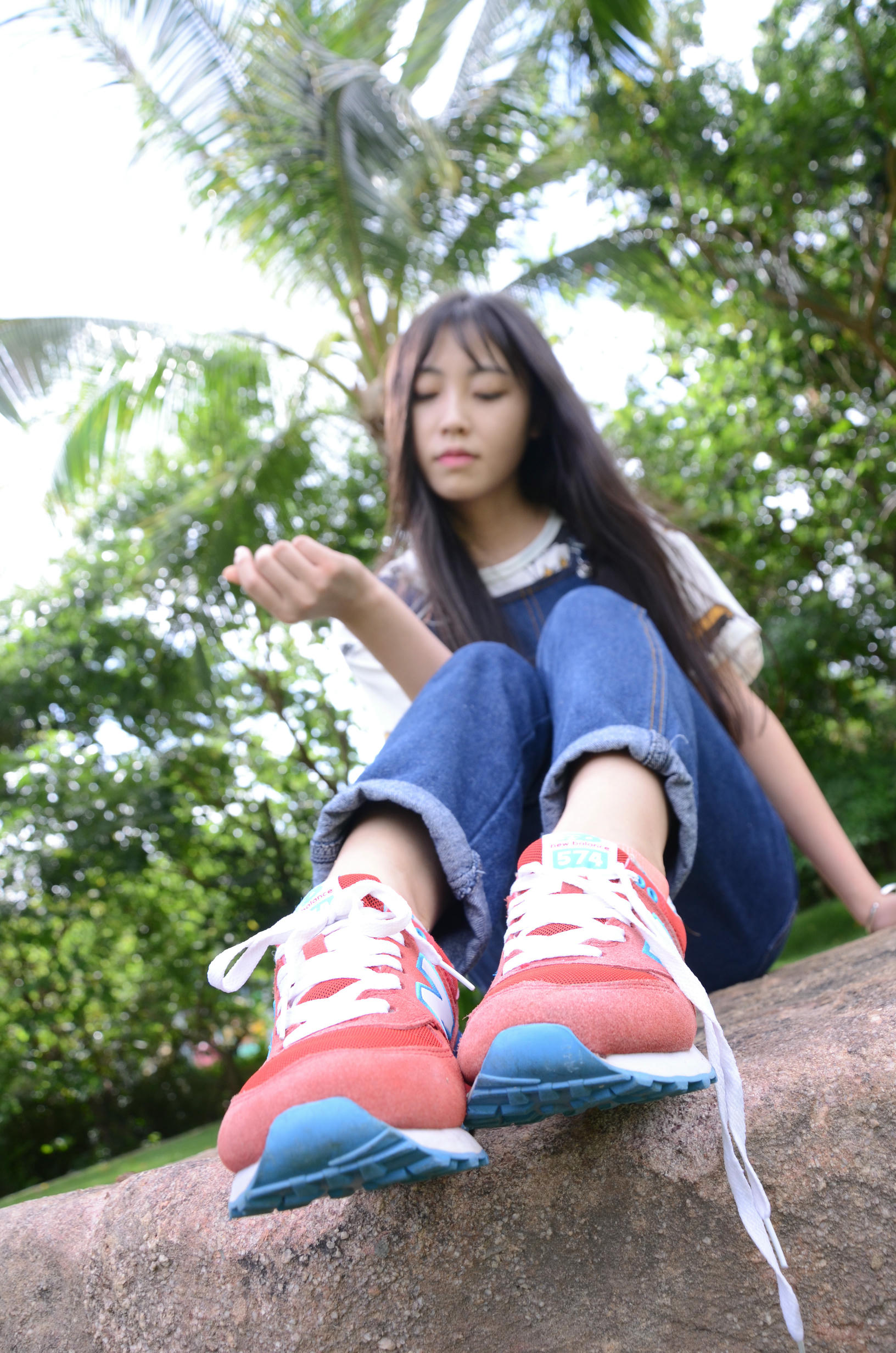 [战前女神] 恋足美腿棉袜女神级摄影套图 142 [272P+767M]_第1集