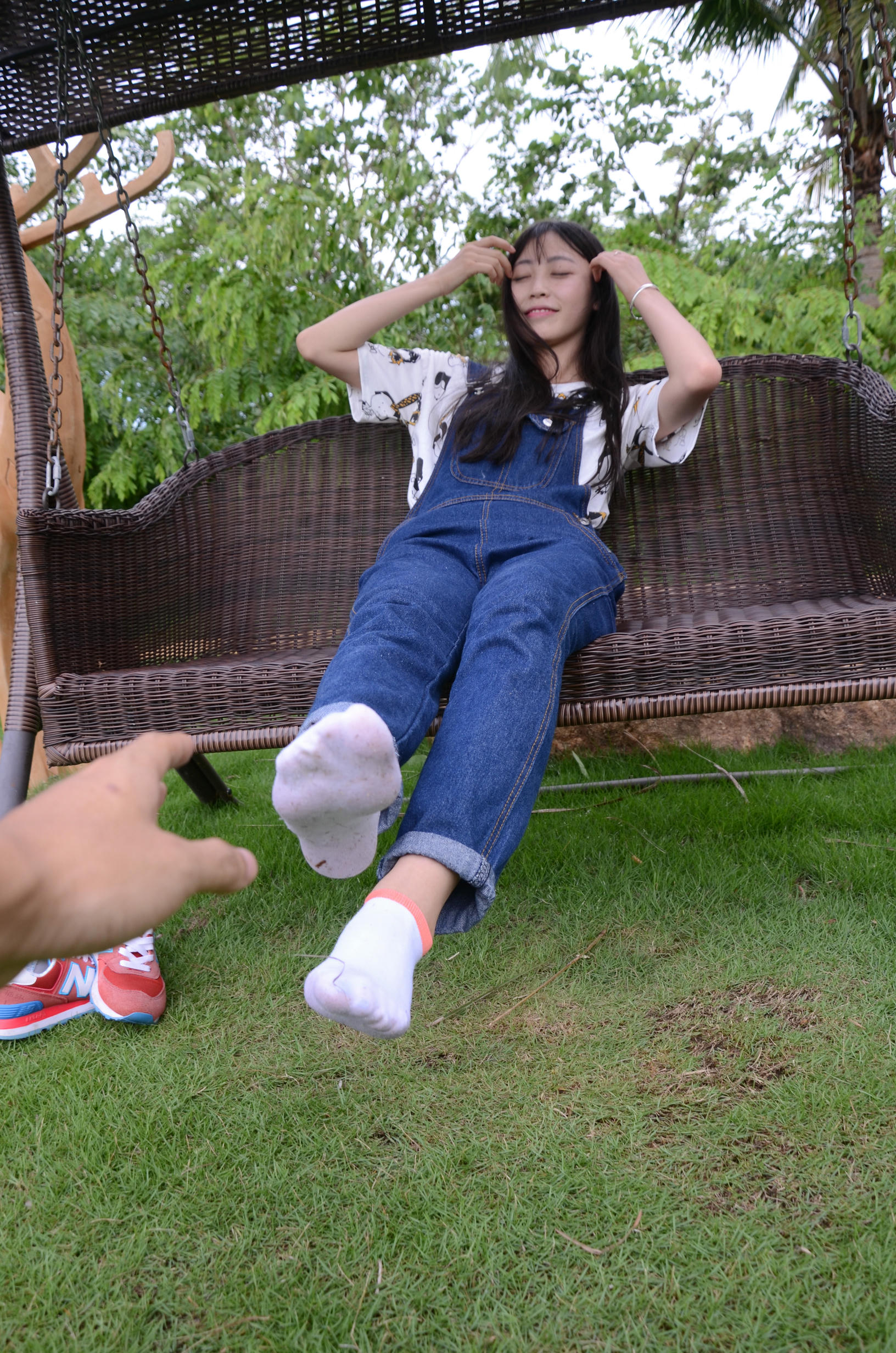 [战前女神] 恋足美腿棉袜女神级摄影套图 142 [272P+767M]_第9集