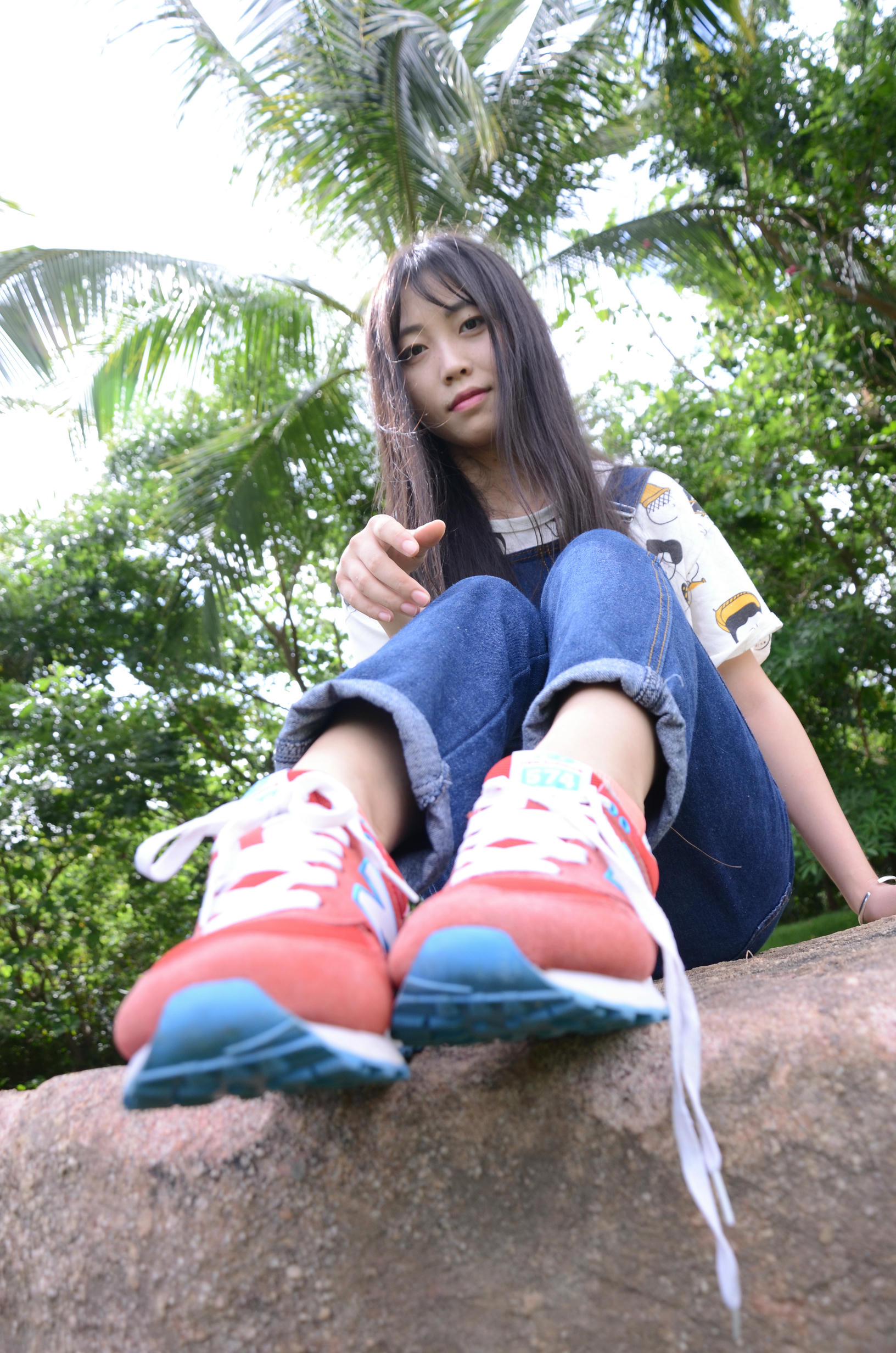 [战前女神] 恋足美腿棉袜女神级摄影套图 142 [272P+767M]_第1集