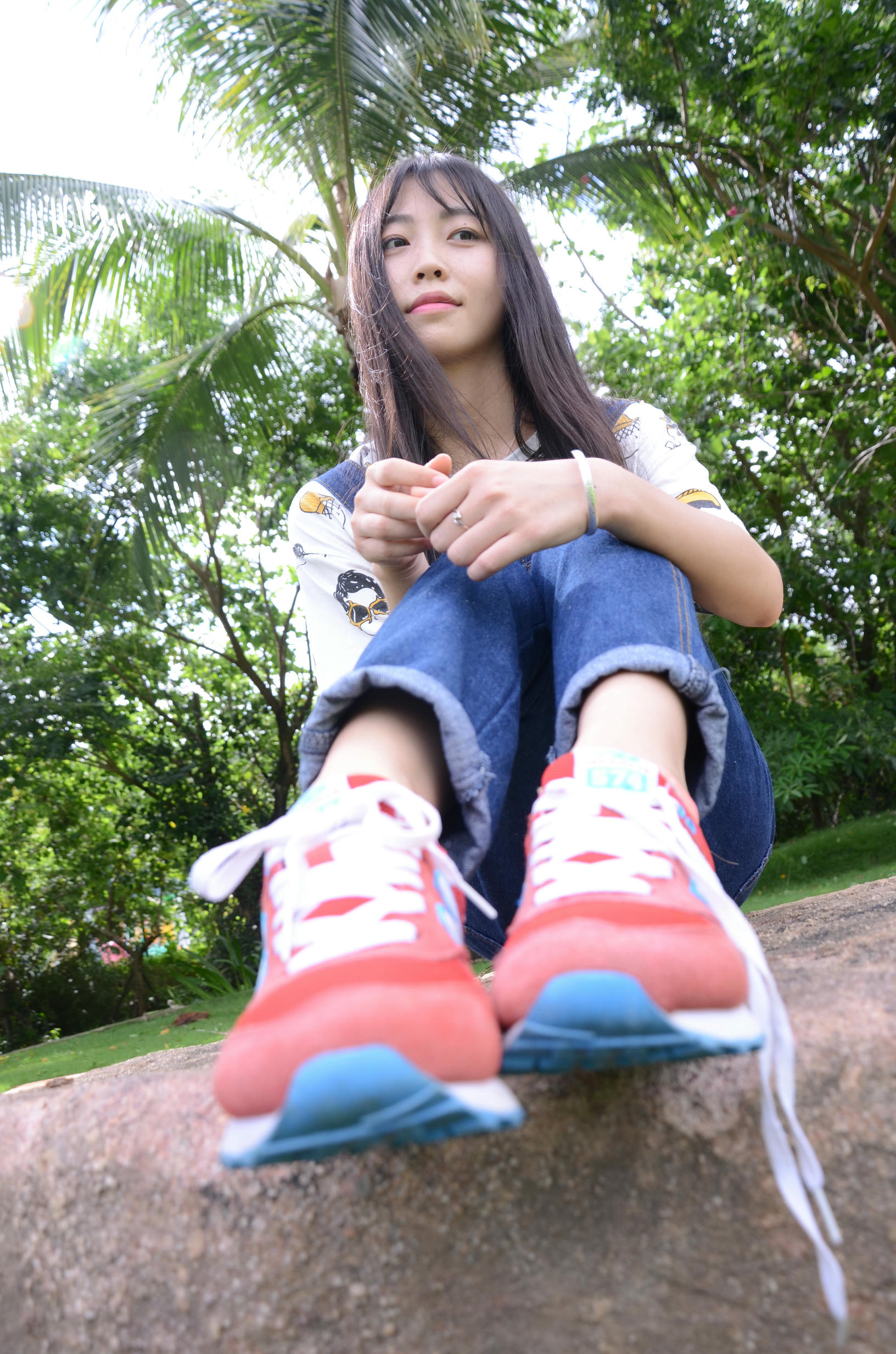 [战前女神] 恋足美腿棉袜女神级摄影套图 142 [272P+767M]_第1集