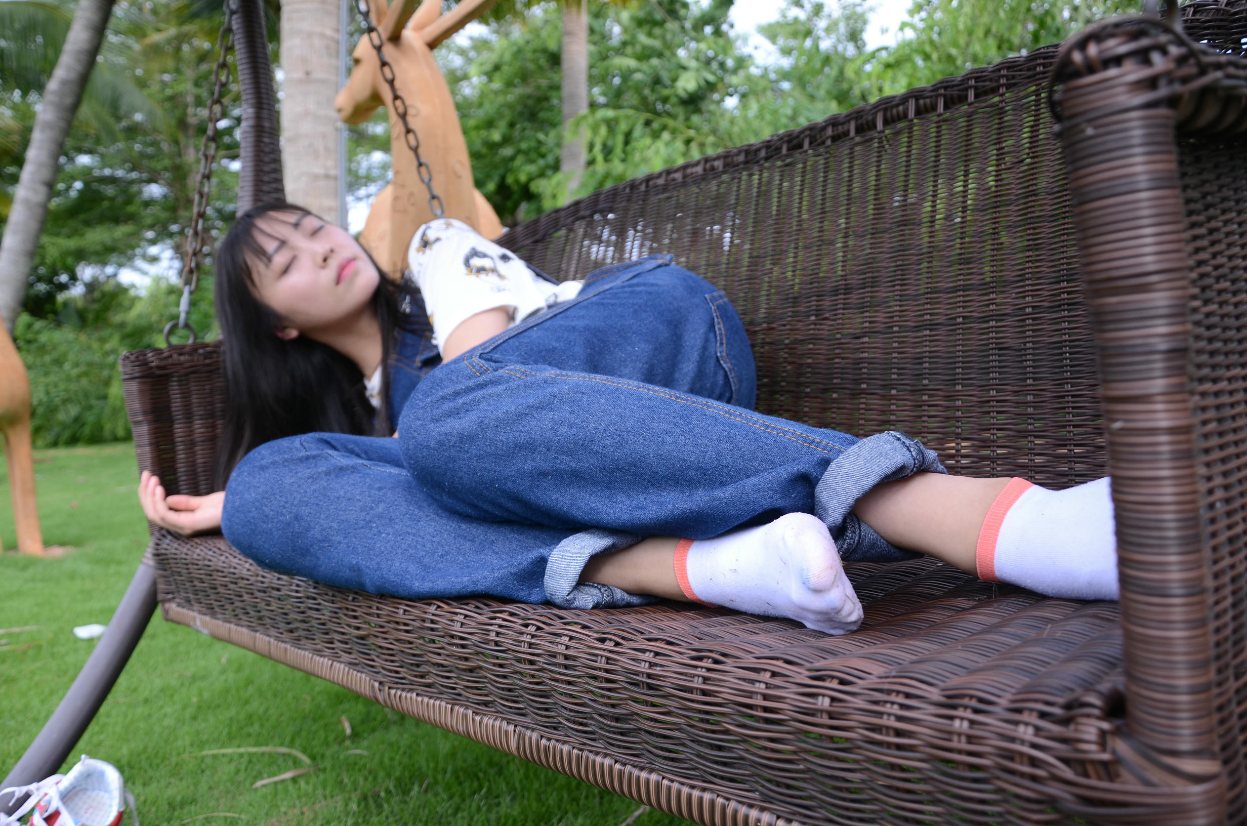 [战前女神] 恋足美腿棉袜女神级摄影套图 142 [272P+767M]_第12集