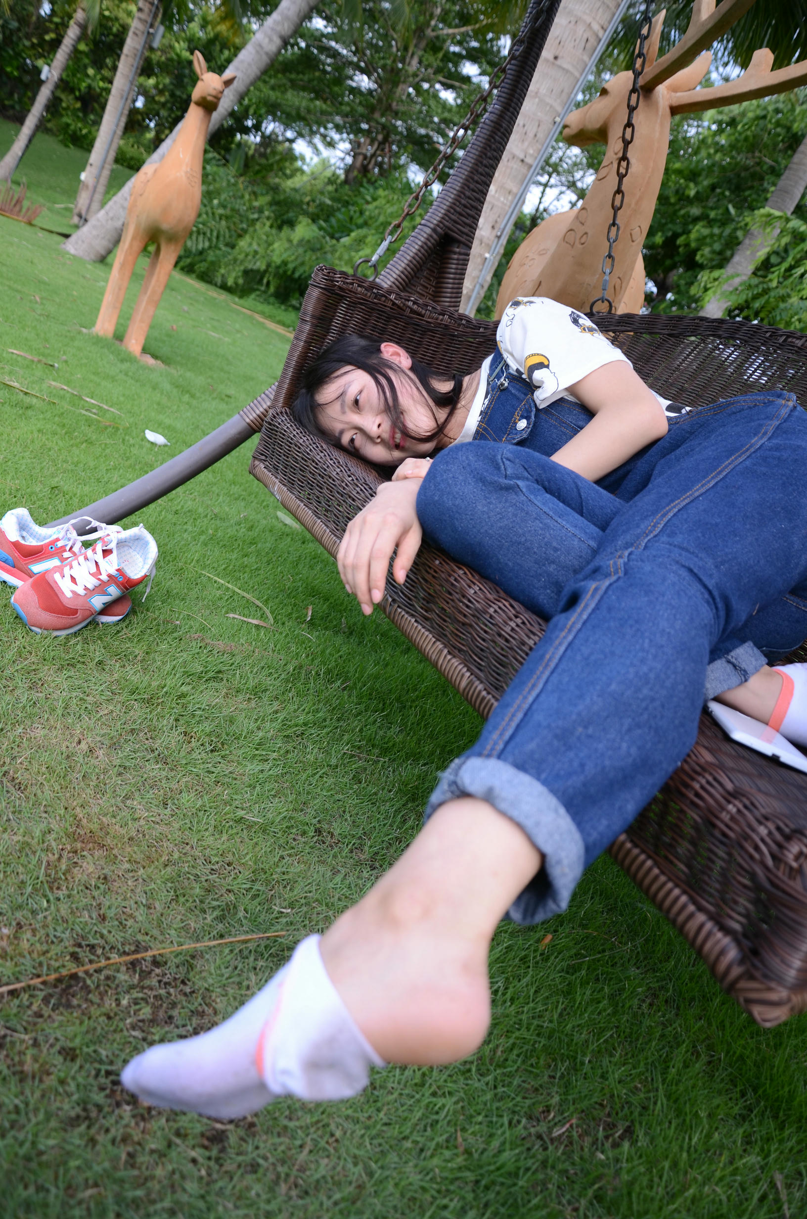 [战前女神] 恋足美腿棉袜女神级摄影套图 142 [272P+767M]_第12集