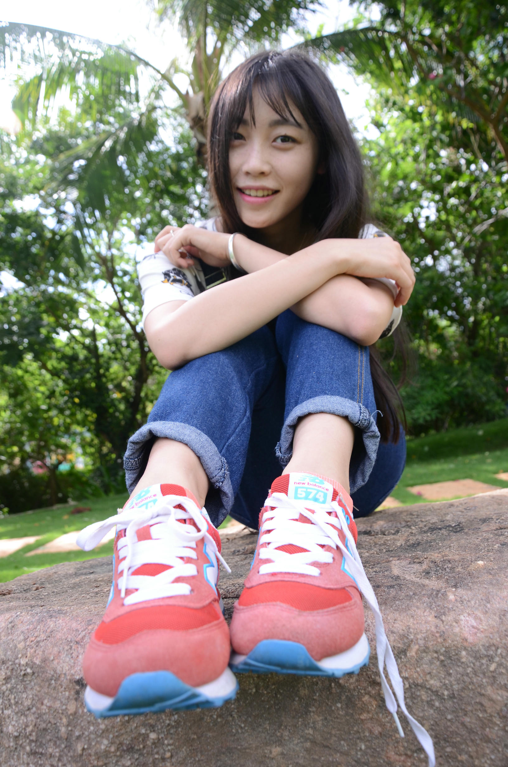 [战前女神] 恋足美腿棉袜女神级摄影套图 142 [272P+767M]_第2集