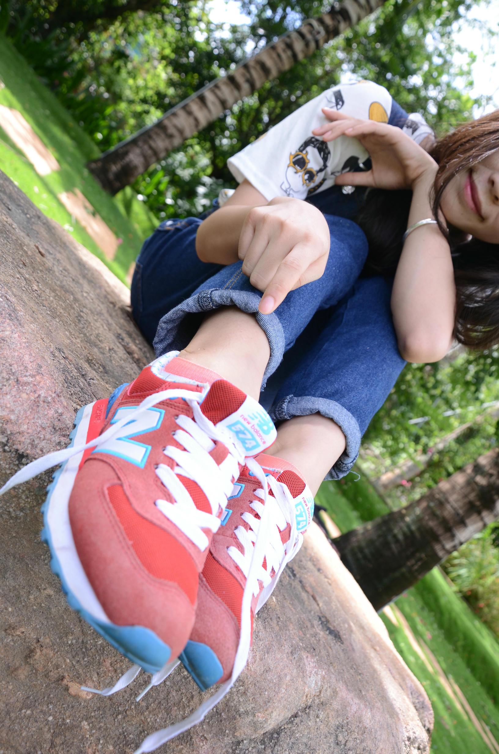 [战前女神] 恋足美腿棉袜女神级摄影套图 142 [272P+767M]_第2集