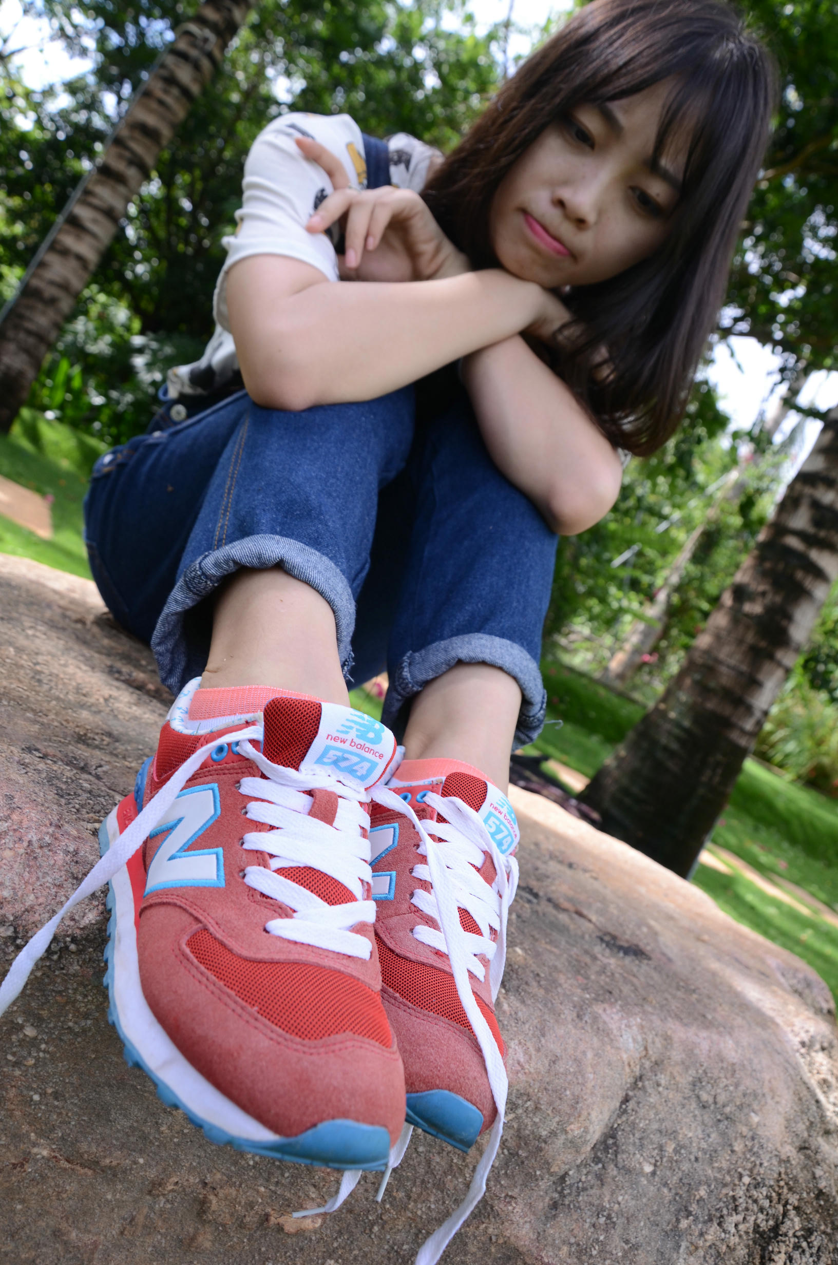 [战前女神] 恋足美腿棉袜女神级摄影套图 142 [272P+767M]_第2集