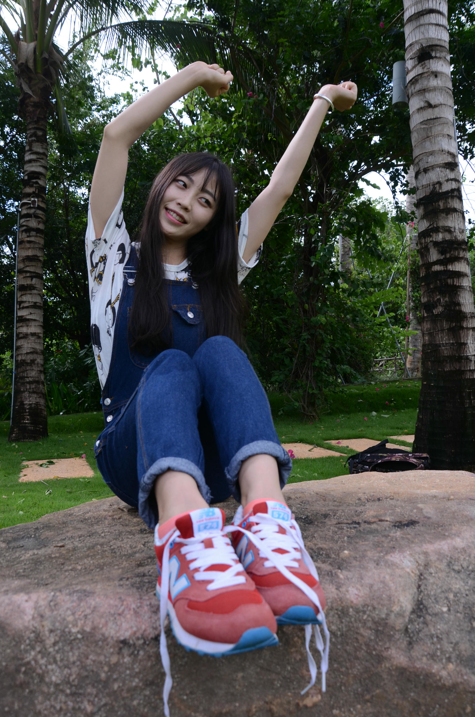 [战前女神] 恋足美腿棉袜女神级摄影套图 142 [272P+767M]_第2集