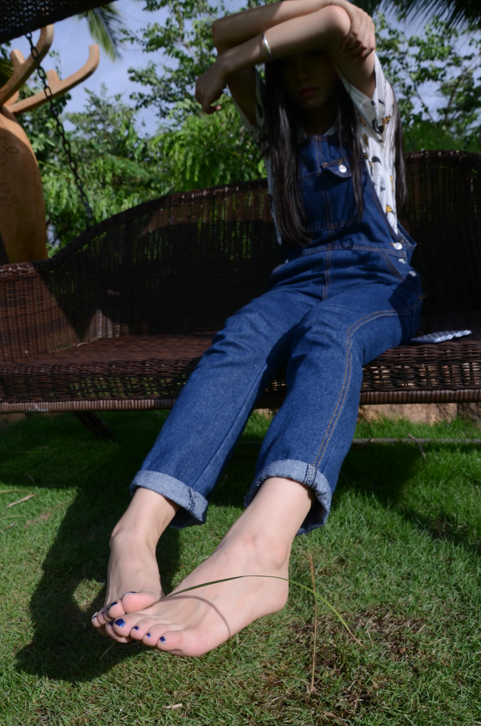 [战前女神] 恋足美腿棉袜女神级摄影套图 142 [272P+767M]_第1集