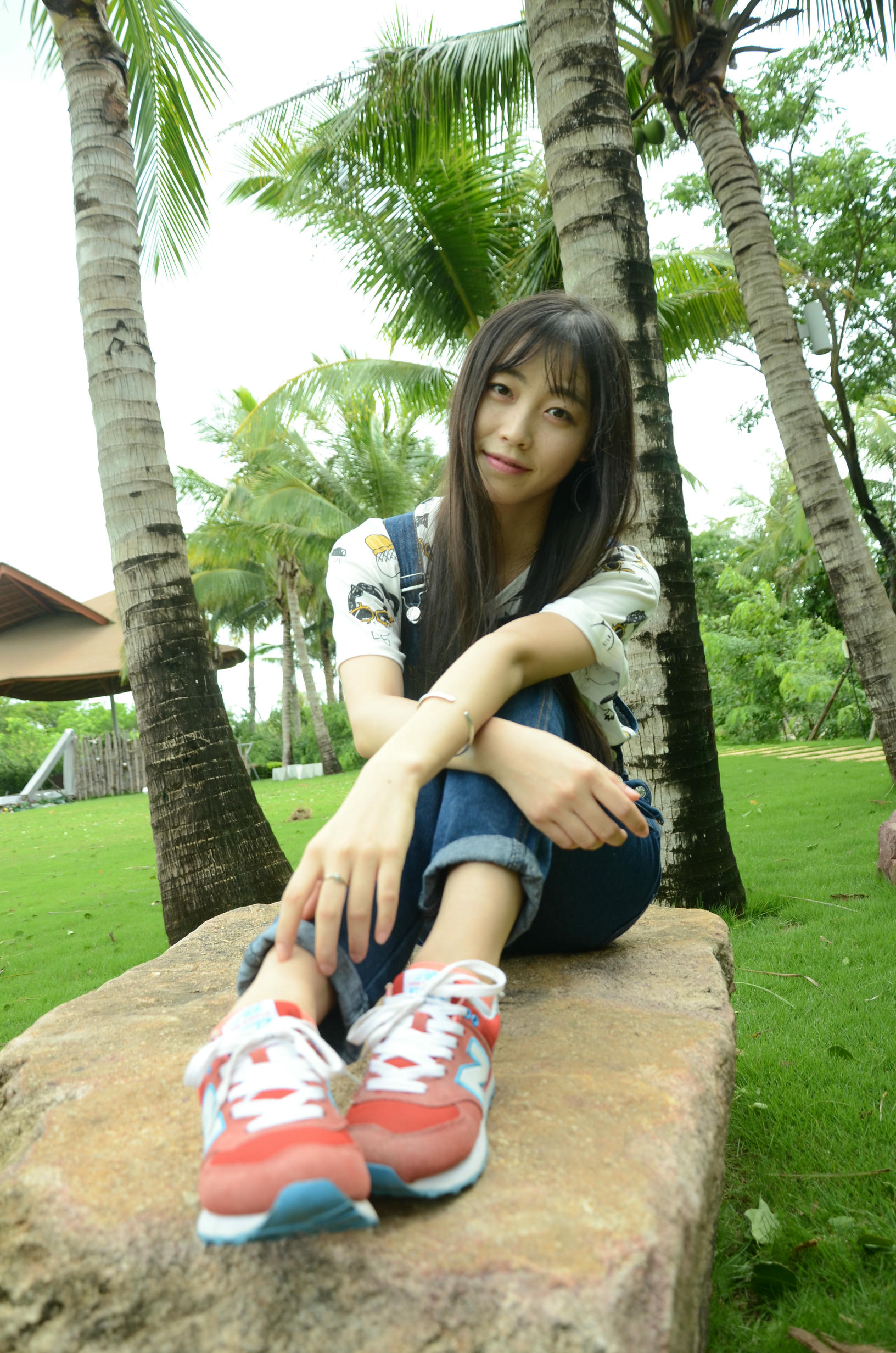 [战前女神] 恋足美腿棉袜女神级摄影套图 142 [272P+767M]_第1集