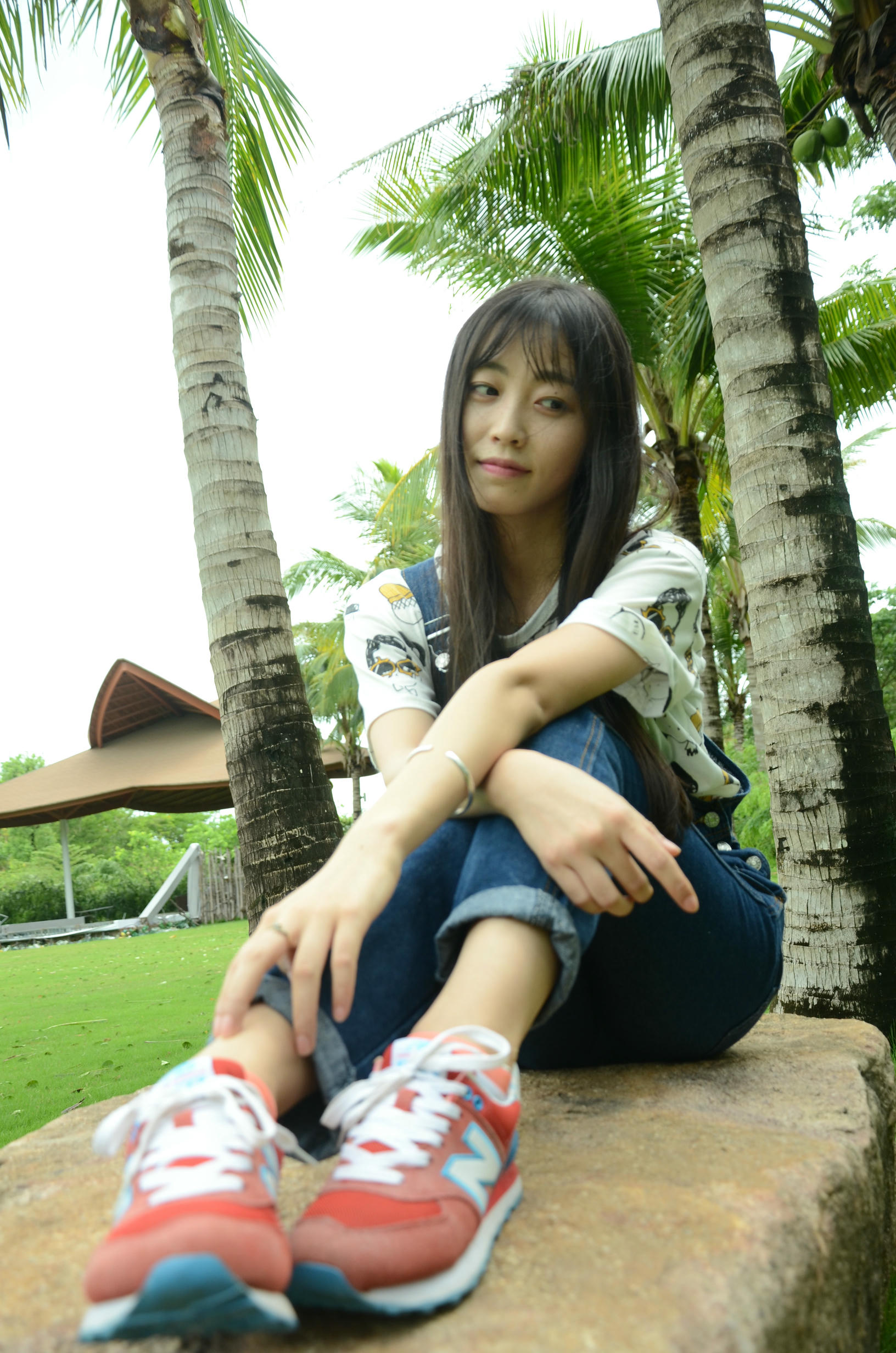 [战前女神] 恋足美腿棉袜女神级摄影套图 142 [272P+767M]_第1集