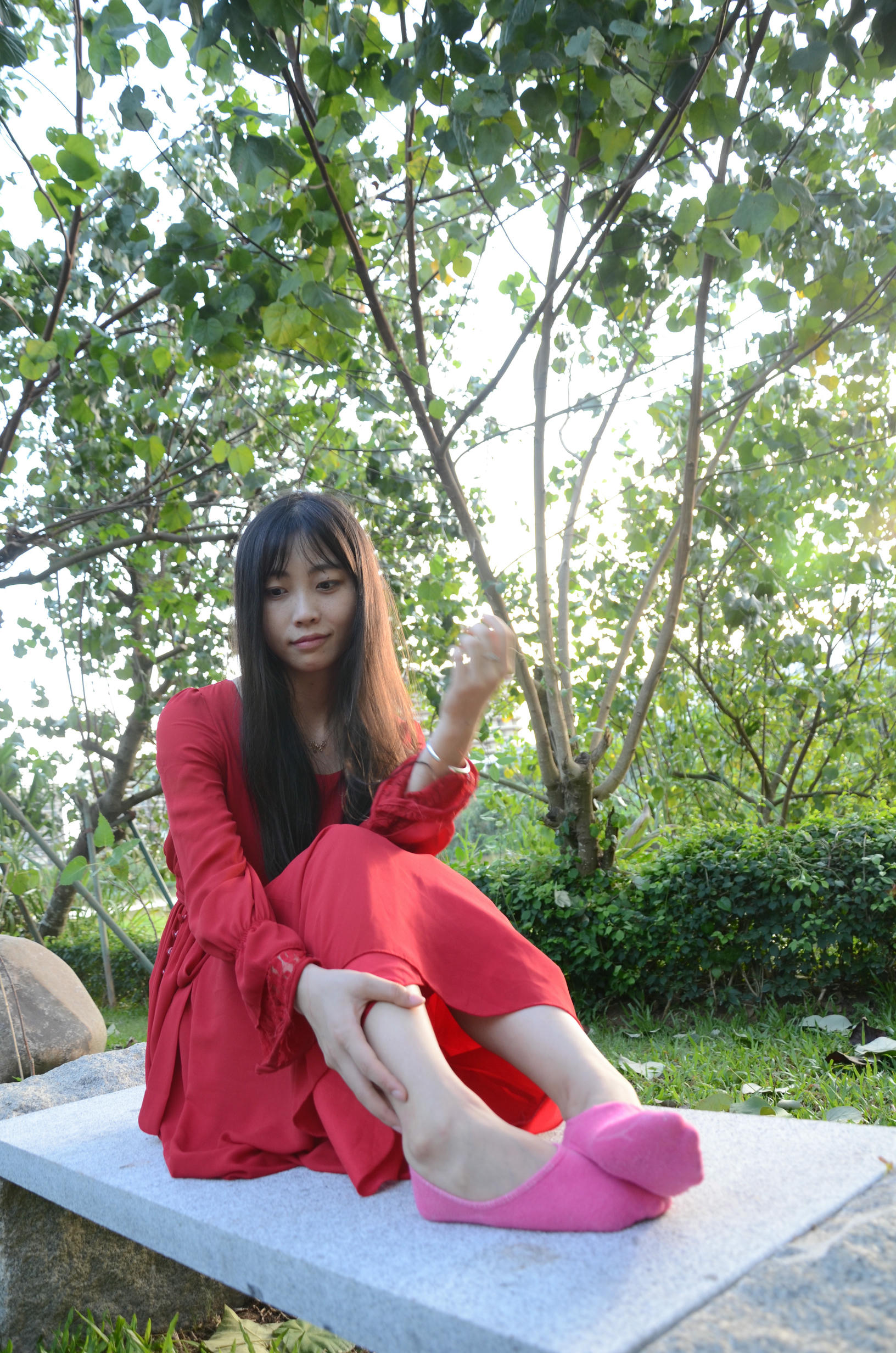 [战前女神] 恋足美腿棉袜女神级摄影套图 143 [345P+918M]_第1集