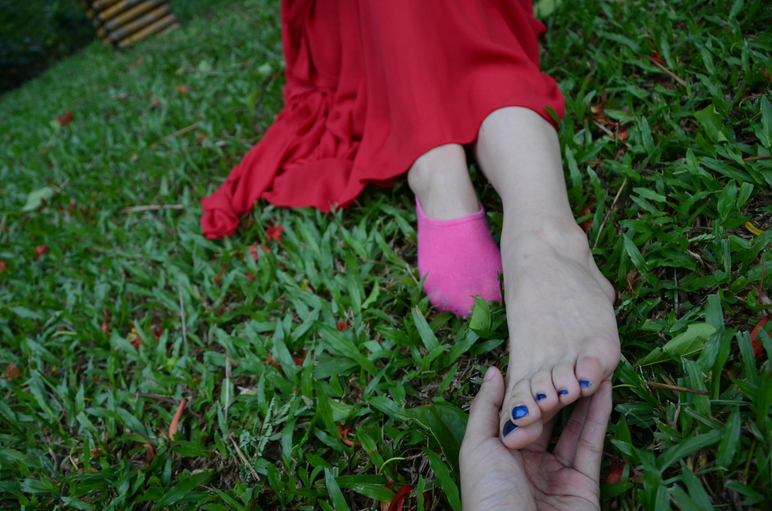 [战前女神] 恋足美腿棉袜女神级摄影套图 143 [345P+918M]_第12集