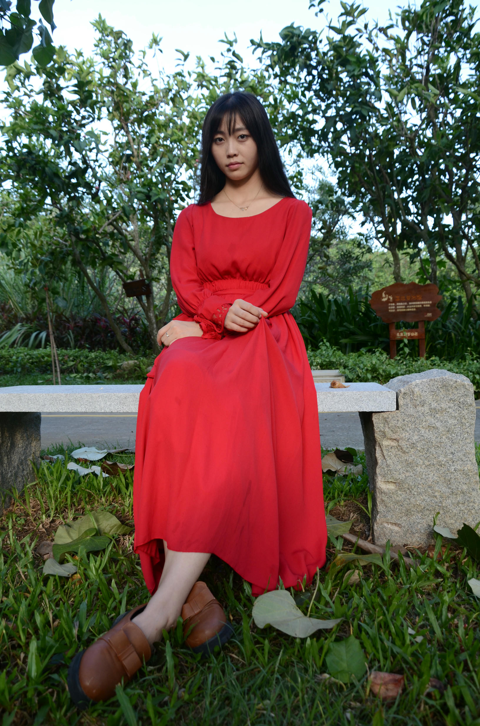 [战前女神] 恋足美腿棉袜女神级摄影套图 143 [345P+918M]_第17集