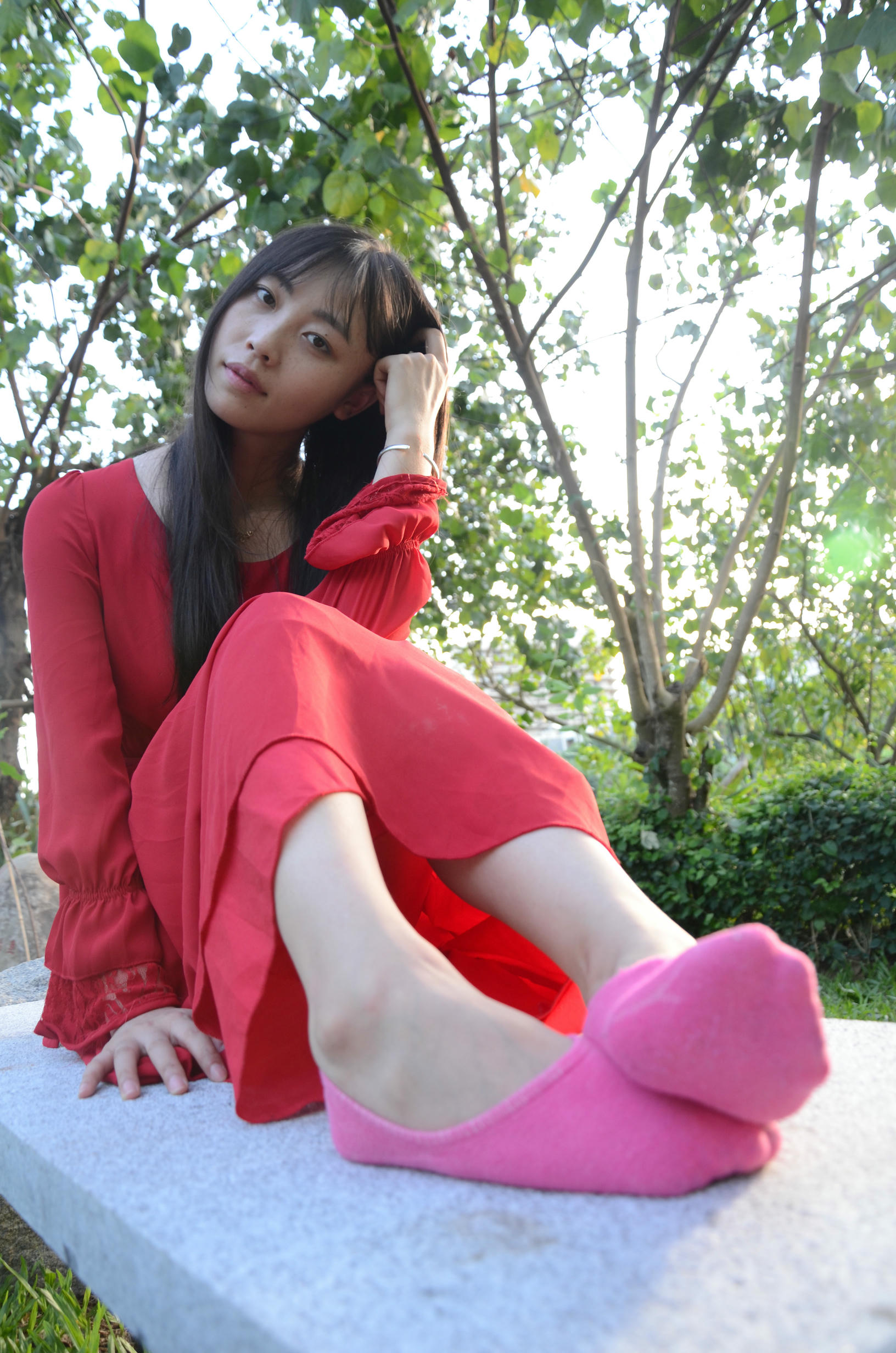 [战前女神] 恋足美腿棉袜女神级摄影套图 143 [345P+918M]_第18集