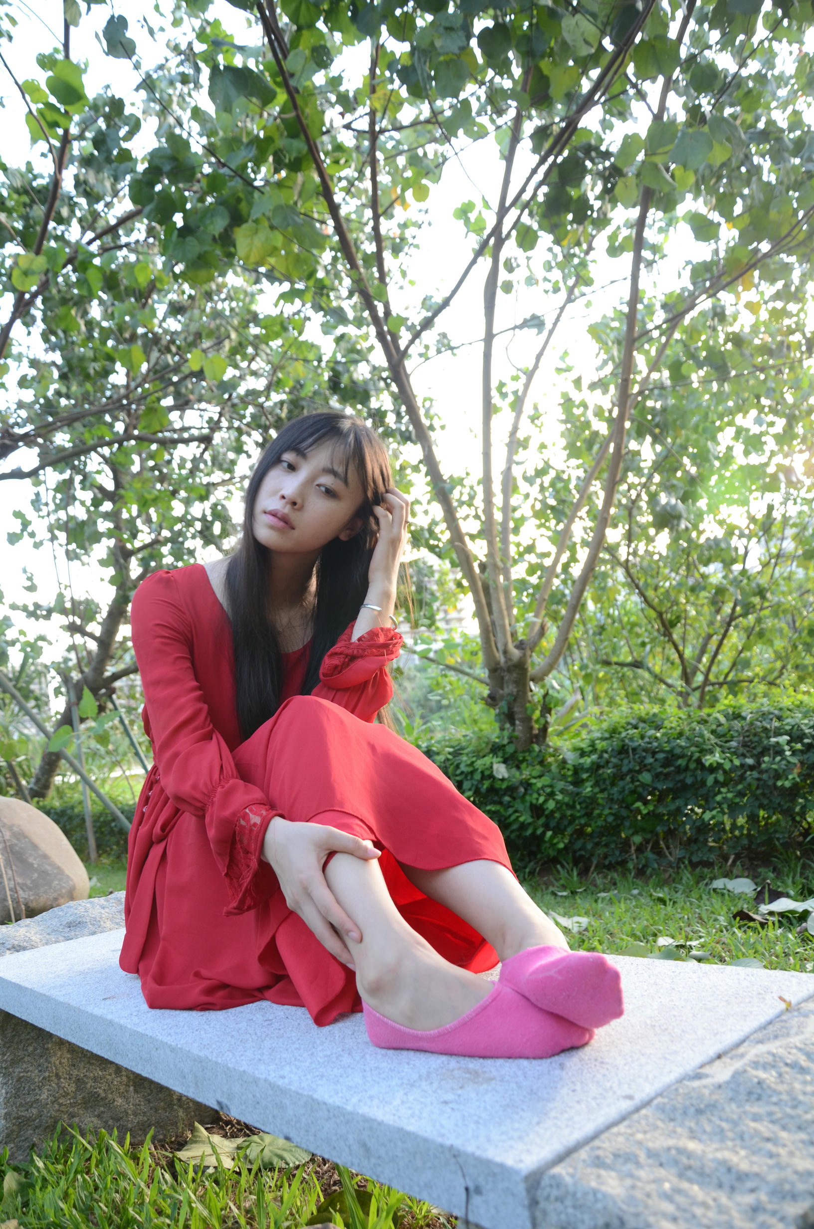 [战前女神] 恋足美腿棉袜女神级摄影套图 143 [345P+918M]_第1集