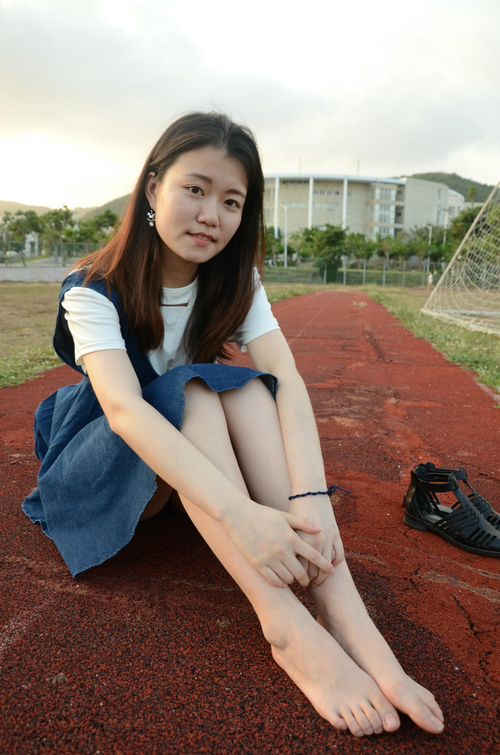 [战前女神] 恋足美腿棉袜女神级摄影套图 2015.05.05特辑 [114P+274M]_第1集