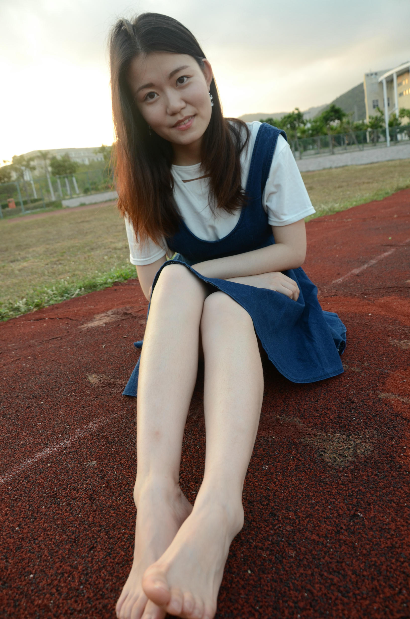 [战前女神] 恋足美腿棉袜女神级摄影套图 2015.05.05特辑 [114P+274M]_第2集