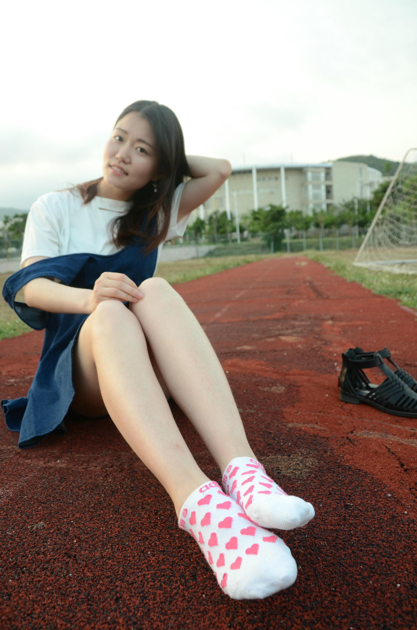 [战前女神] 恋足美腿棉袜女神级摄影套图 2015.05.05特辑 [114P+274M]_第4集