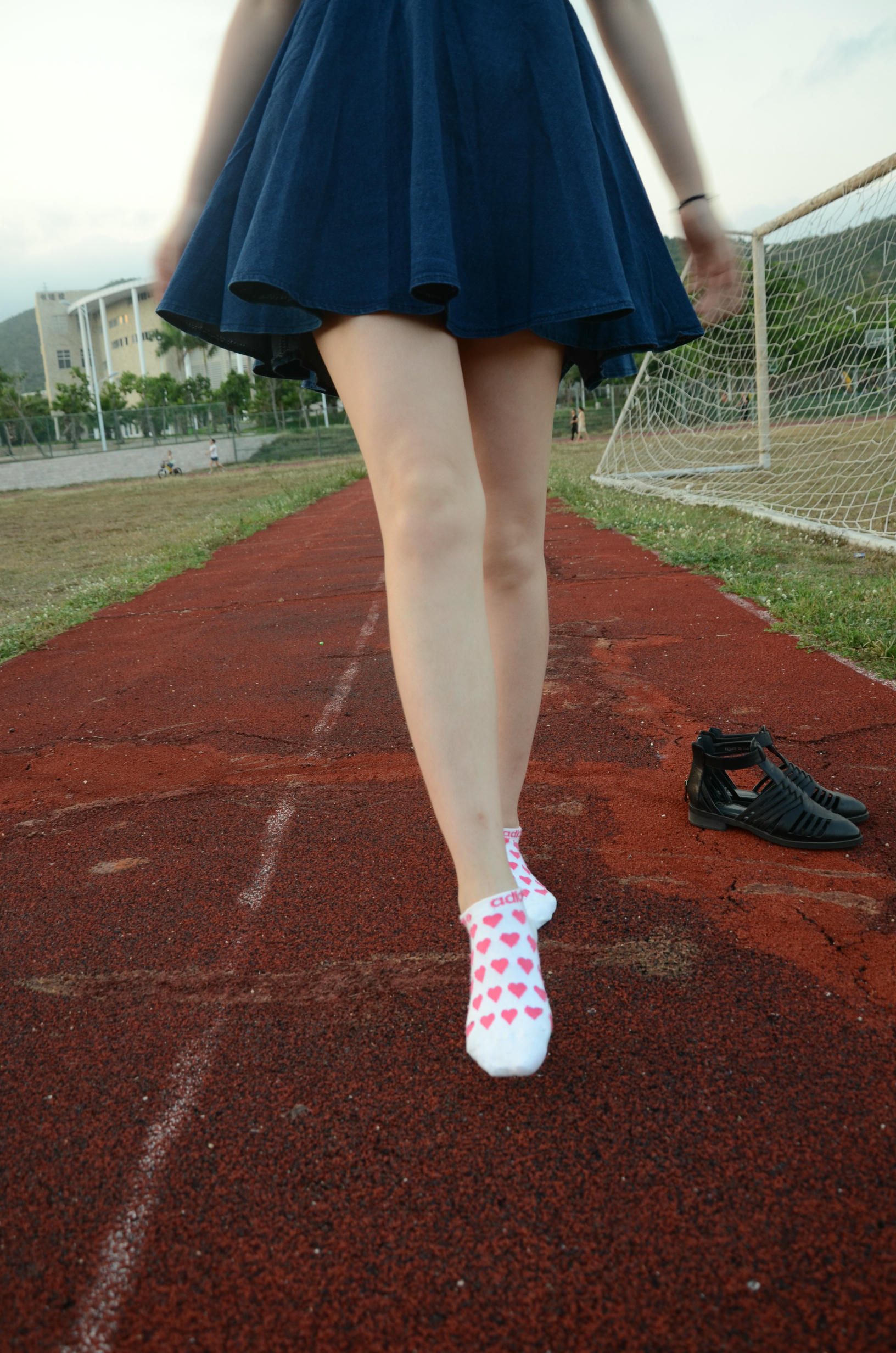 [战前女神] 恋足美腿棉袜女神级摄影套图 2015.05.05特辑 [114P+274M]_第4集