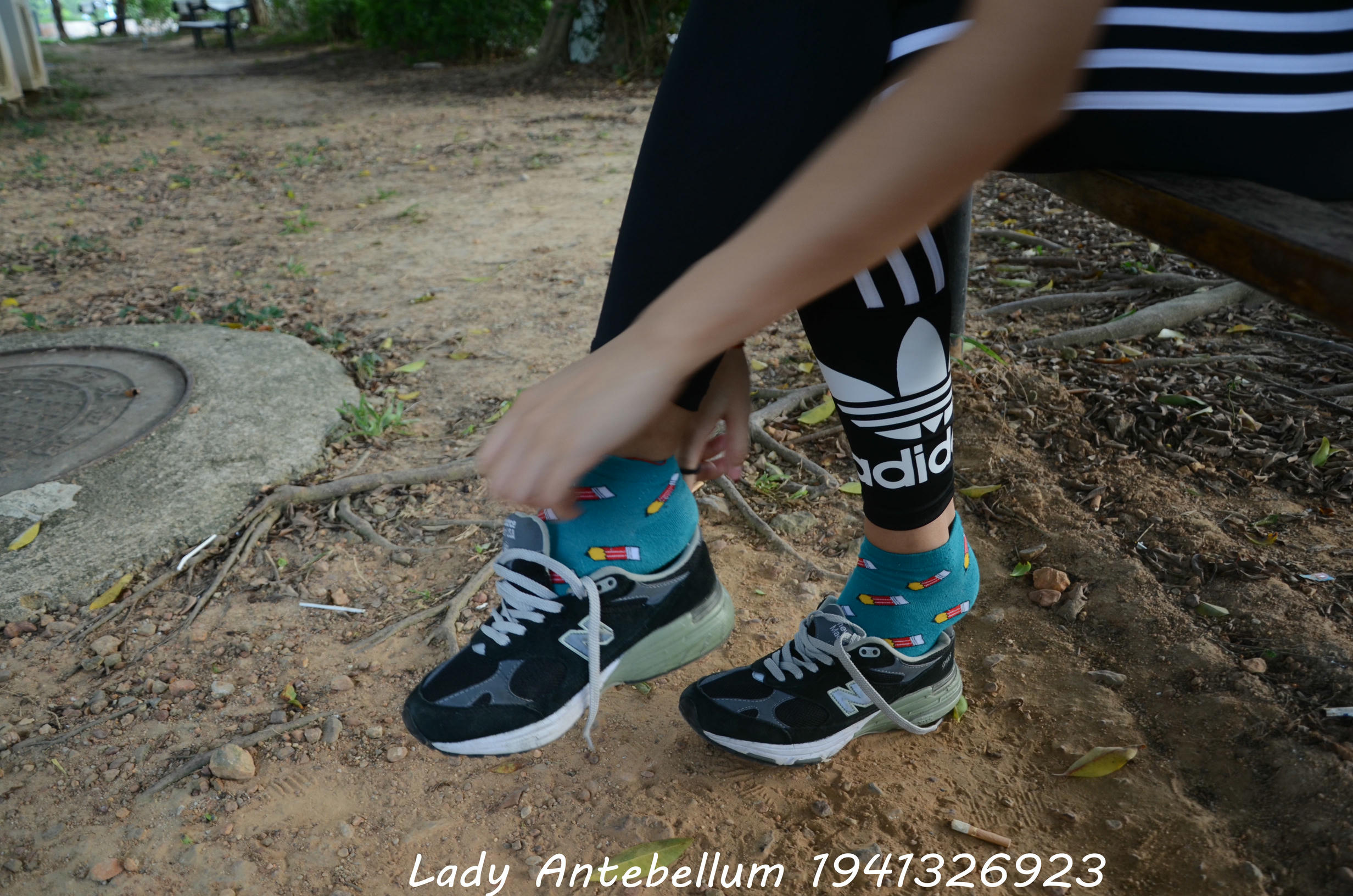 [战前女神] 恋足美腿棉袜女神级摄影套图 2015.06.01特辑 [134P+273M]_第7集