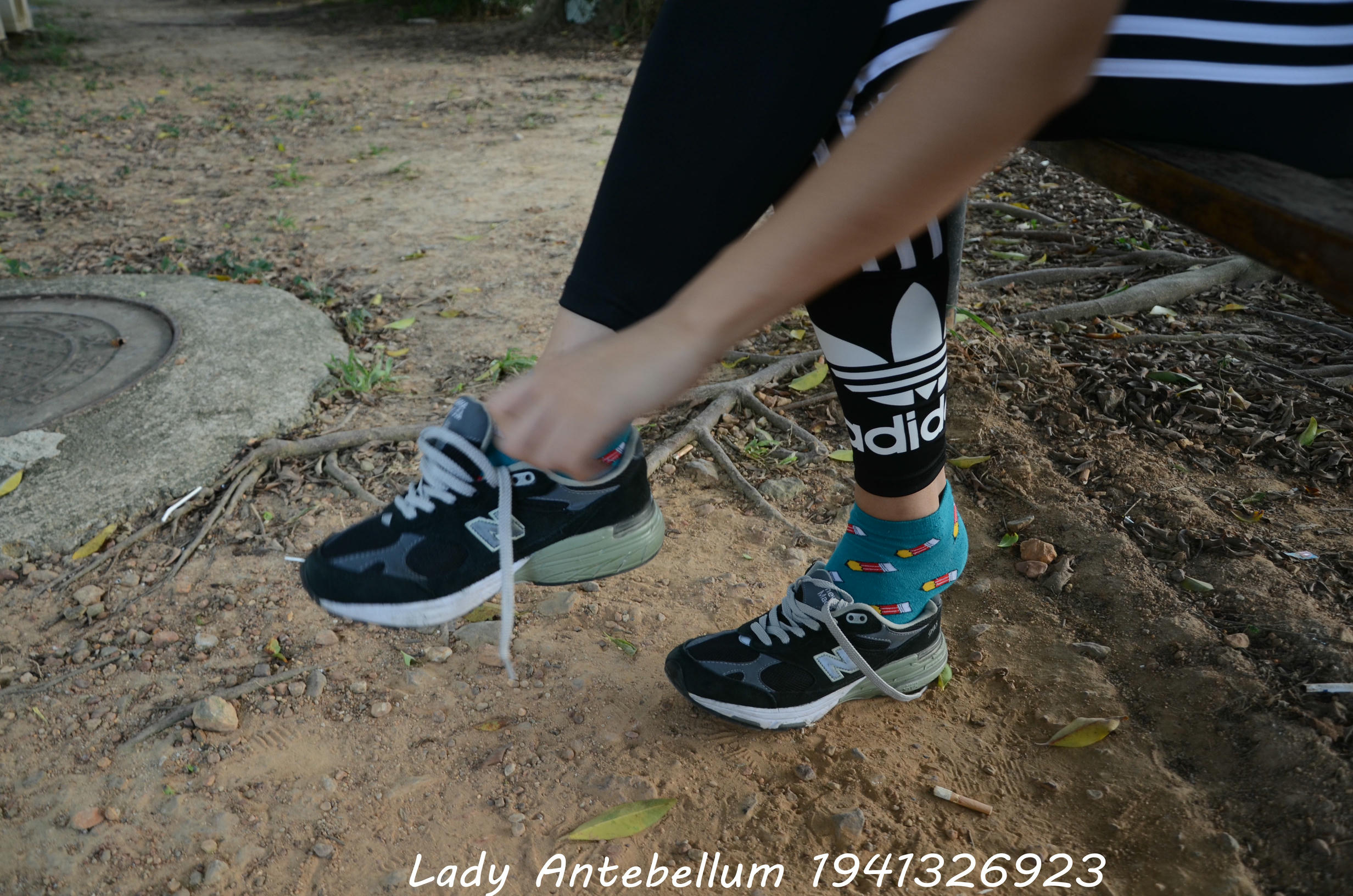 [战前女神] 恋足美腿棉袜女神级摄影套图 2015.06.01特辑 [134P+273M]_第7集