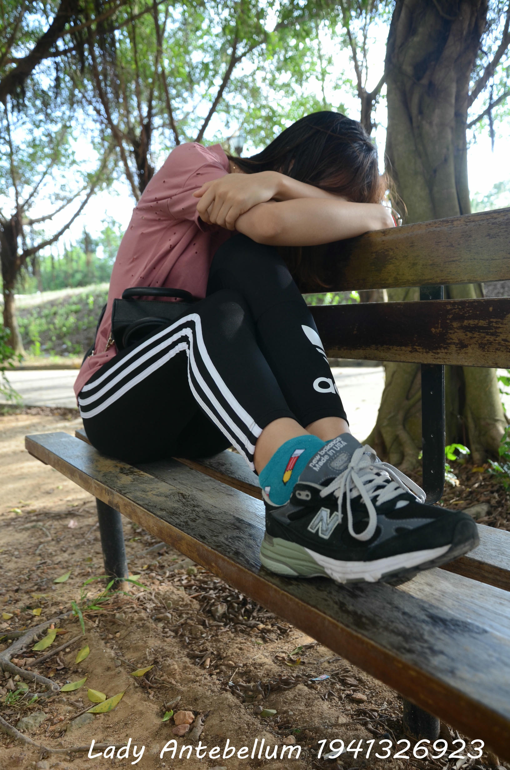 [战前女神] 恋足美腿棉袜女神级摄影套图 2015.06.01特辑 [134P+273M]_第1集