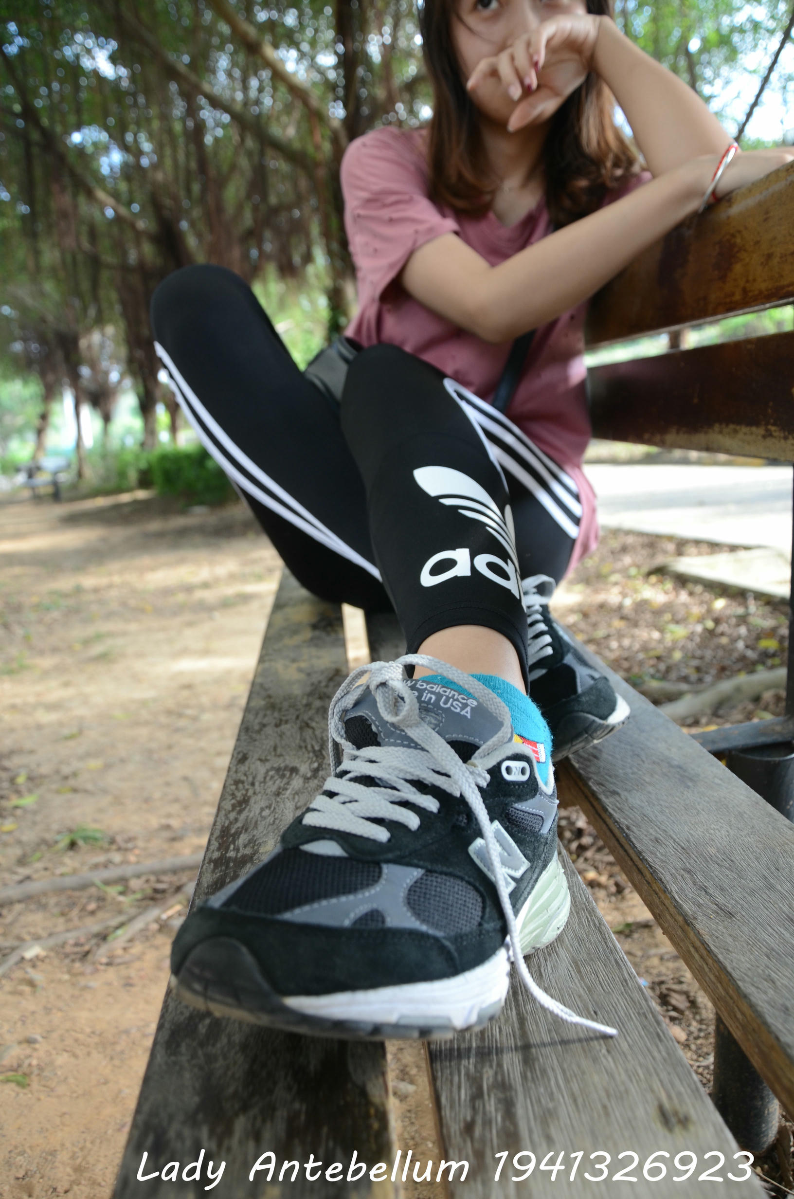 [战前女神] 恋足美腿棉袜女神级摄影套图 2015.06.01特辑 [134P+273M]_第2集