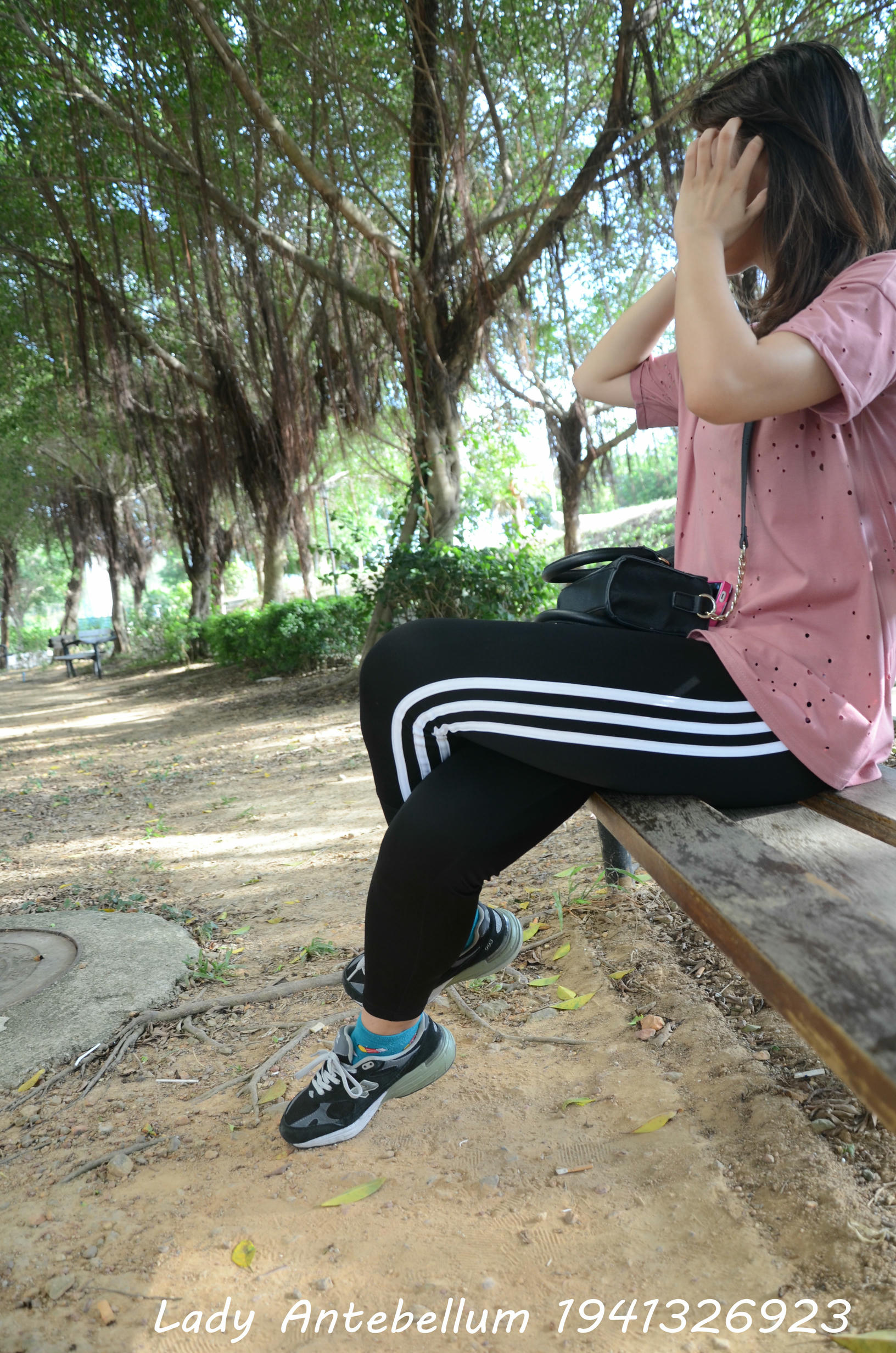 [战前女神] 恋足美腿棉袜女神级摄影套图 2015.06.01特辑 [134P+273M]_第1集