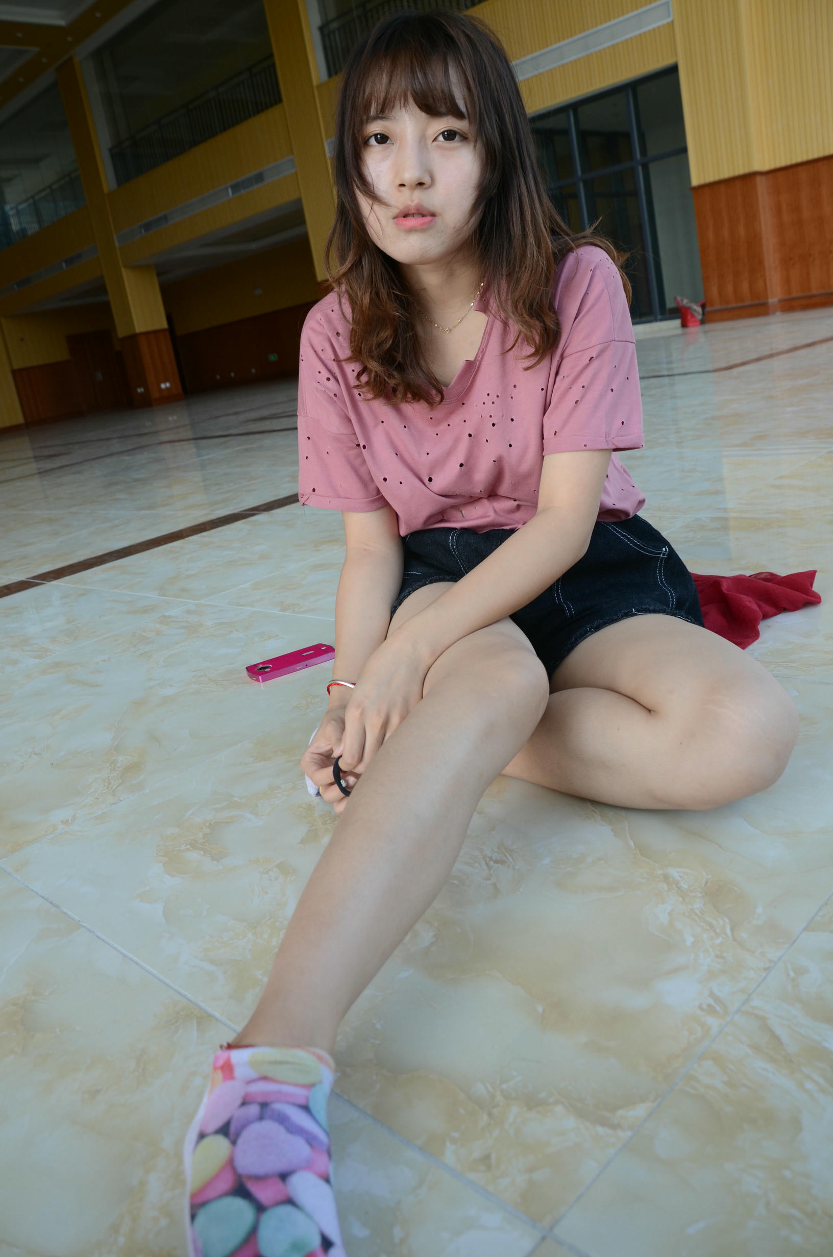 [战前女神] 恋足美腿棉袜女神级摄影套图 2015.06.02特辑 [125P+174M]_第6集