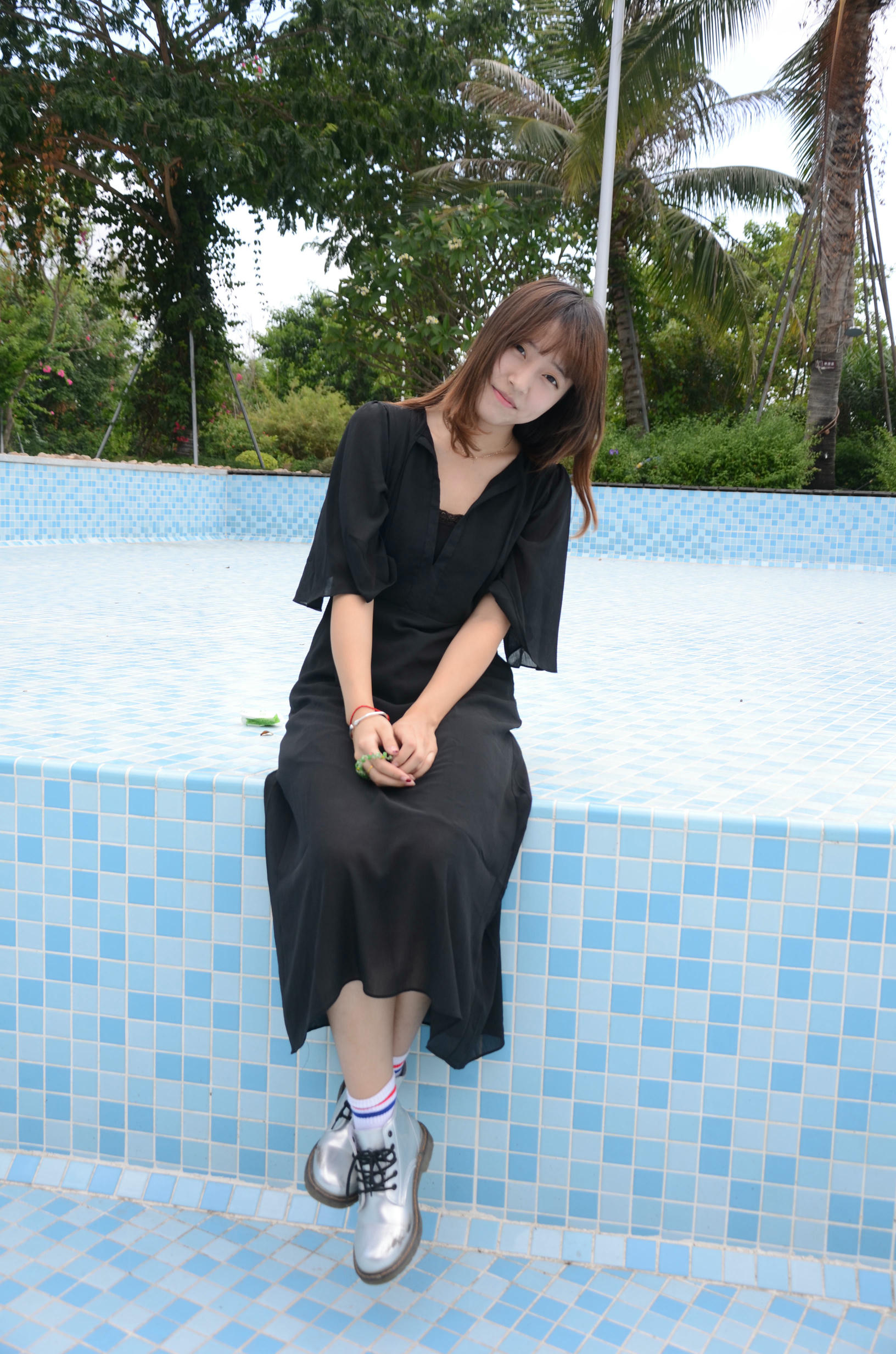 [战前女神] 恋足美腿棉袜女神级摄影套图 2015.06.07特辑1 [126P+138M]_第1集