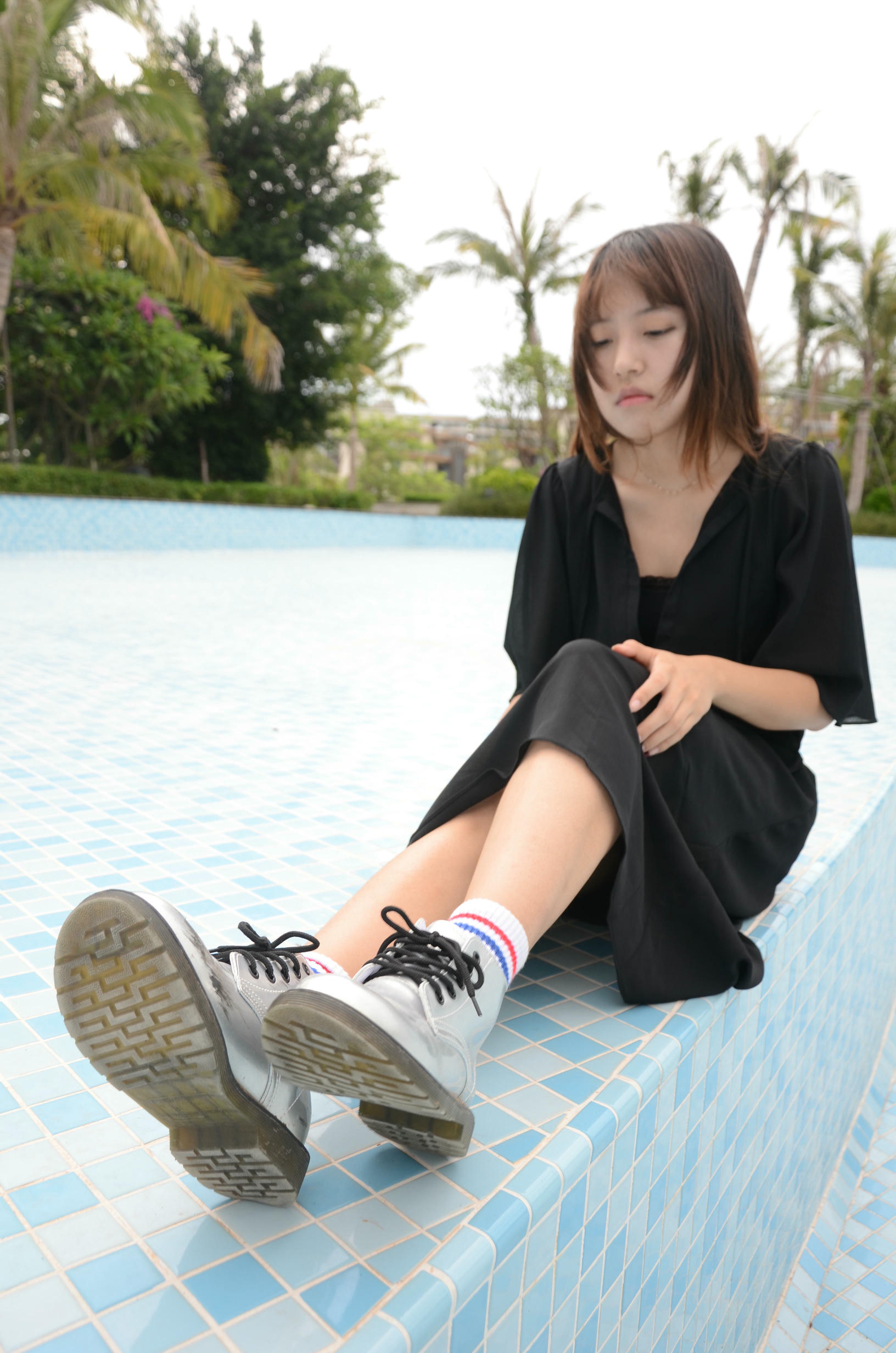 [战前女神] 恋足美腿棉袜女神级摄影套图 2015.06.07特辑1 [126P+138M]_第1集