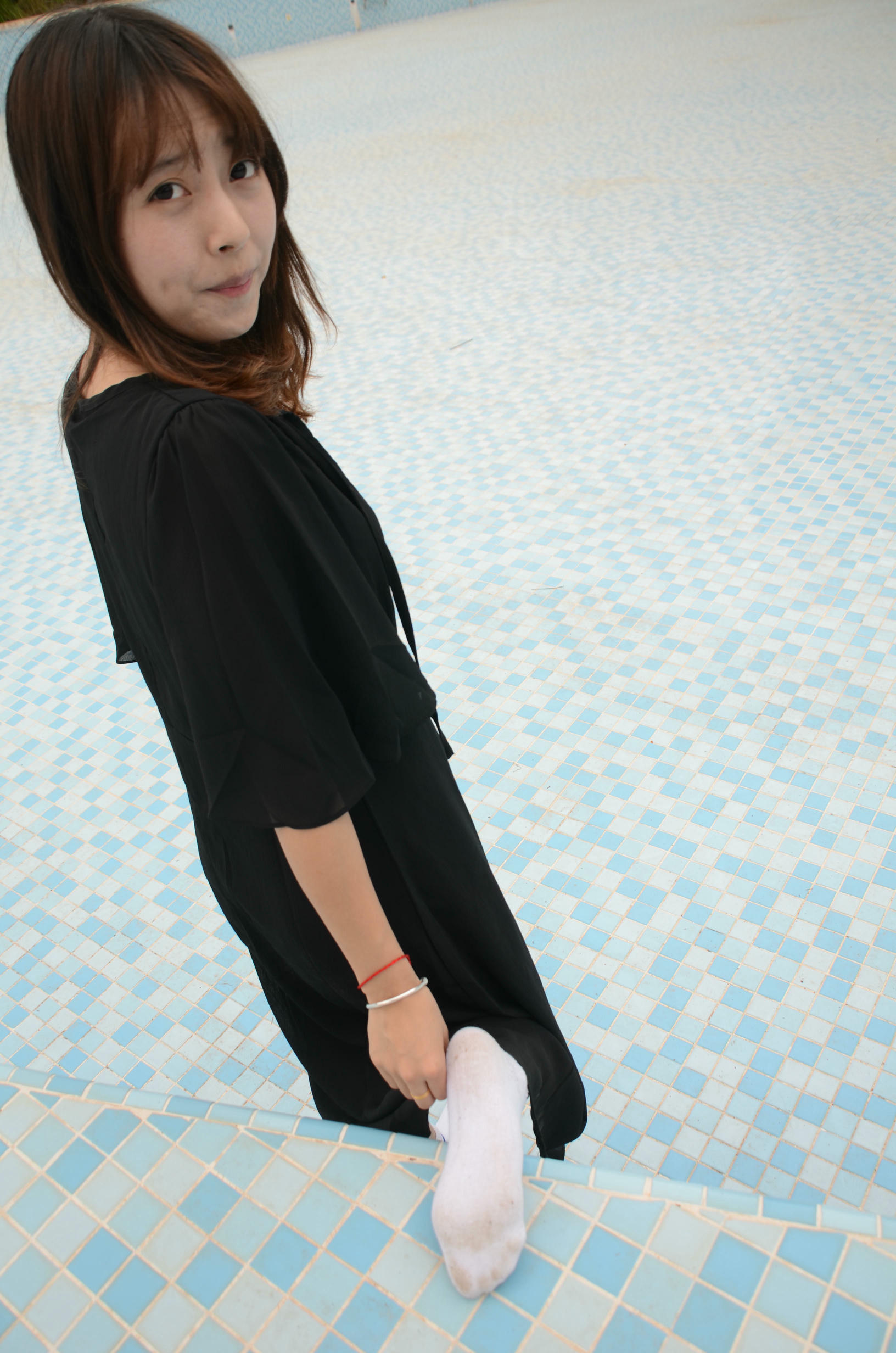 [战前女神] 恋足美腿棉袜女神级摄影套图 2015.06.07特辑1 [126P+138M]_第6集