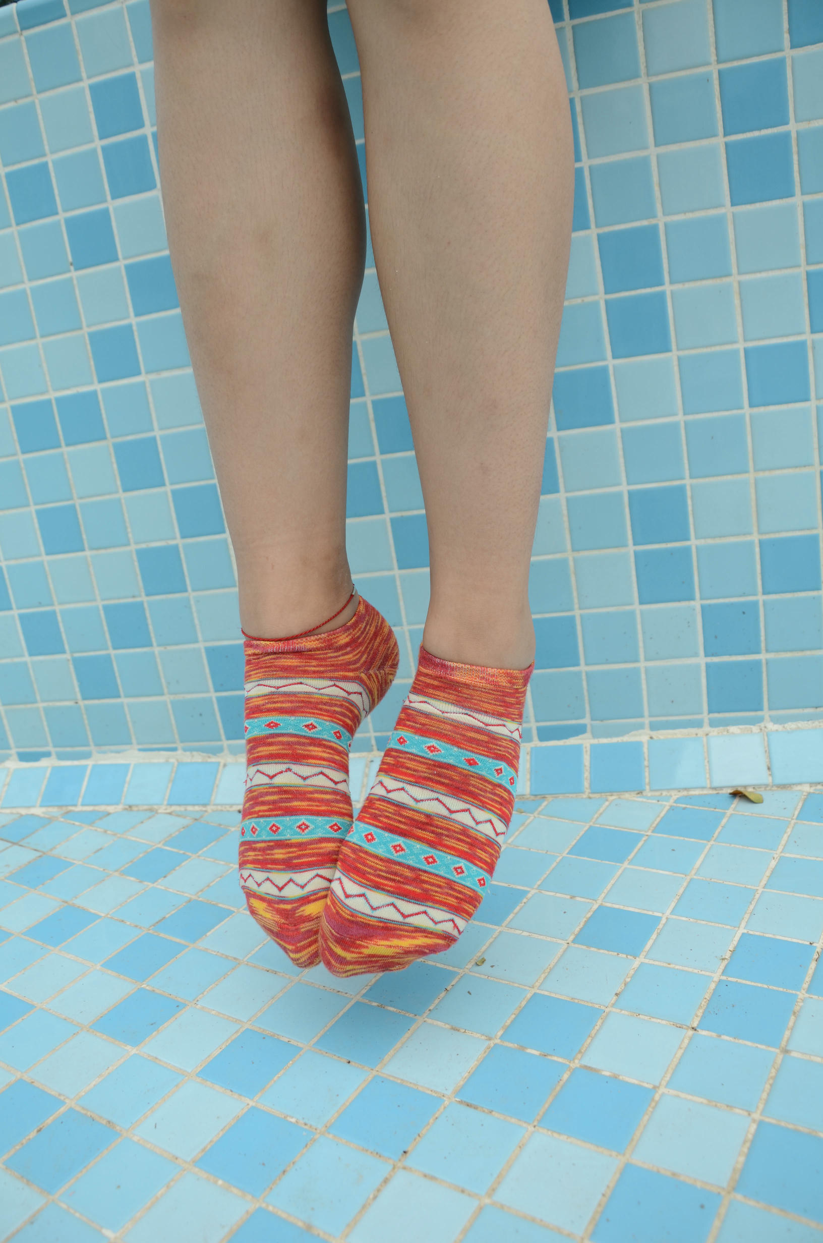 [战前女神] 恋足美腿棉袜女神级摄影套图 2015.06.07特辑2 [120P+138M]_第6集