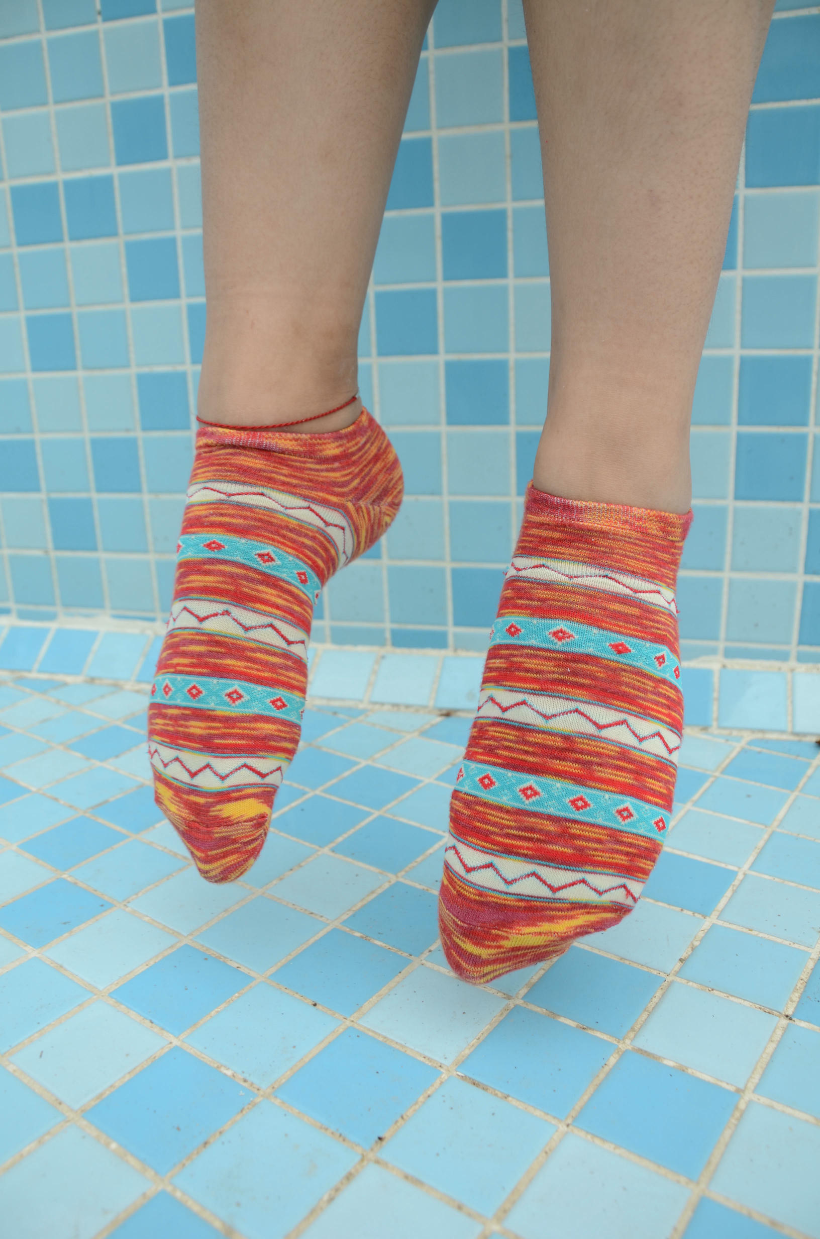 [战前女神] 恋足美腿棉袜女神级摄影套图 2015.06.07特辑2 [120P+138M]_第6集