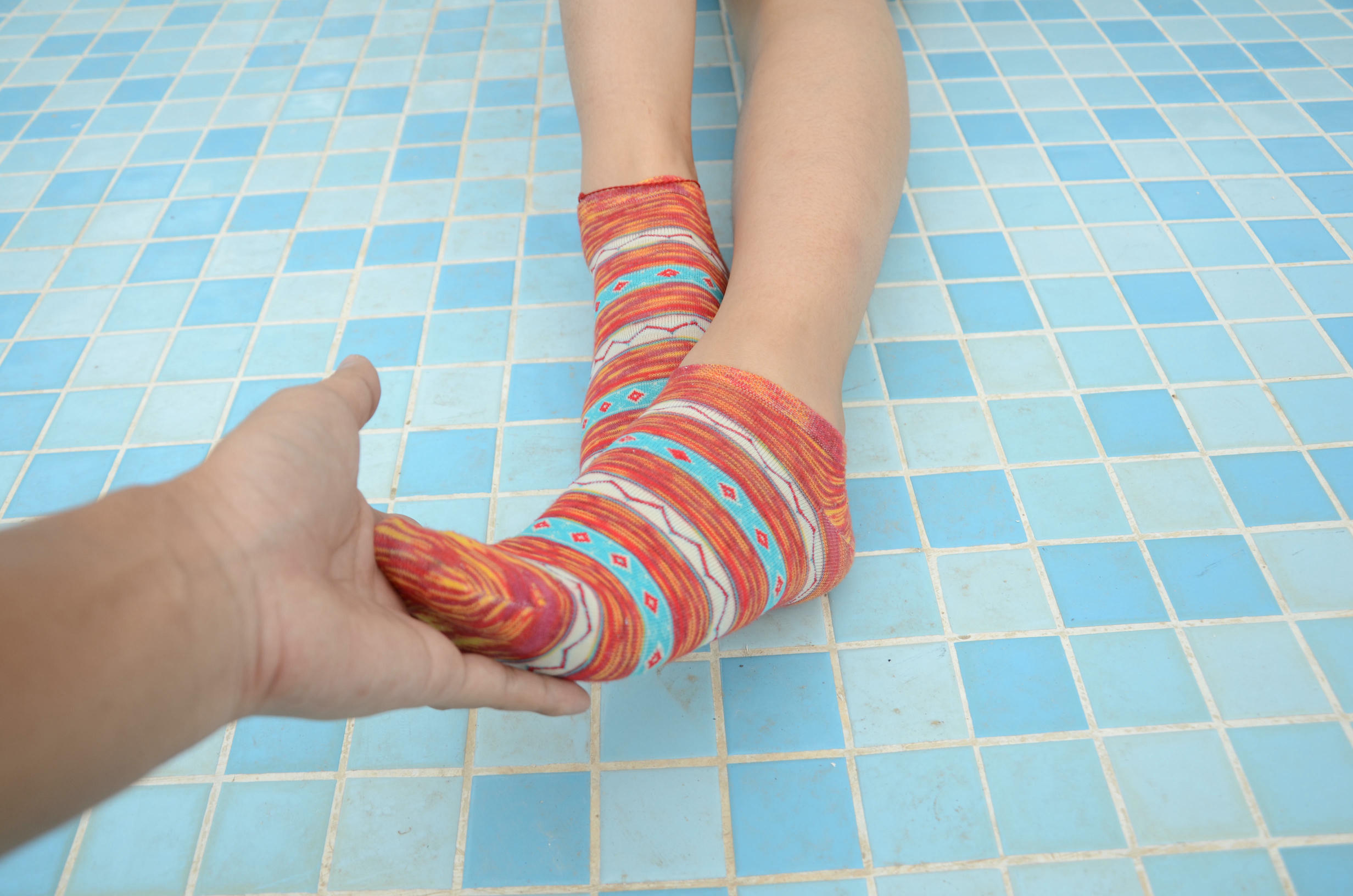 [战前女神] 恋足美腿棉袜女神级摄影套图 2015.06.07特辑2 [120P+138M]_第3集