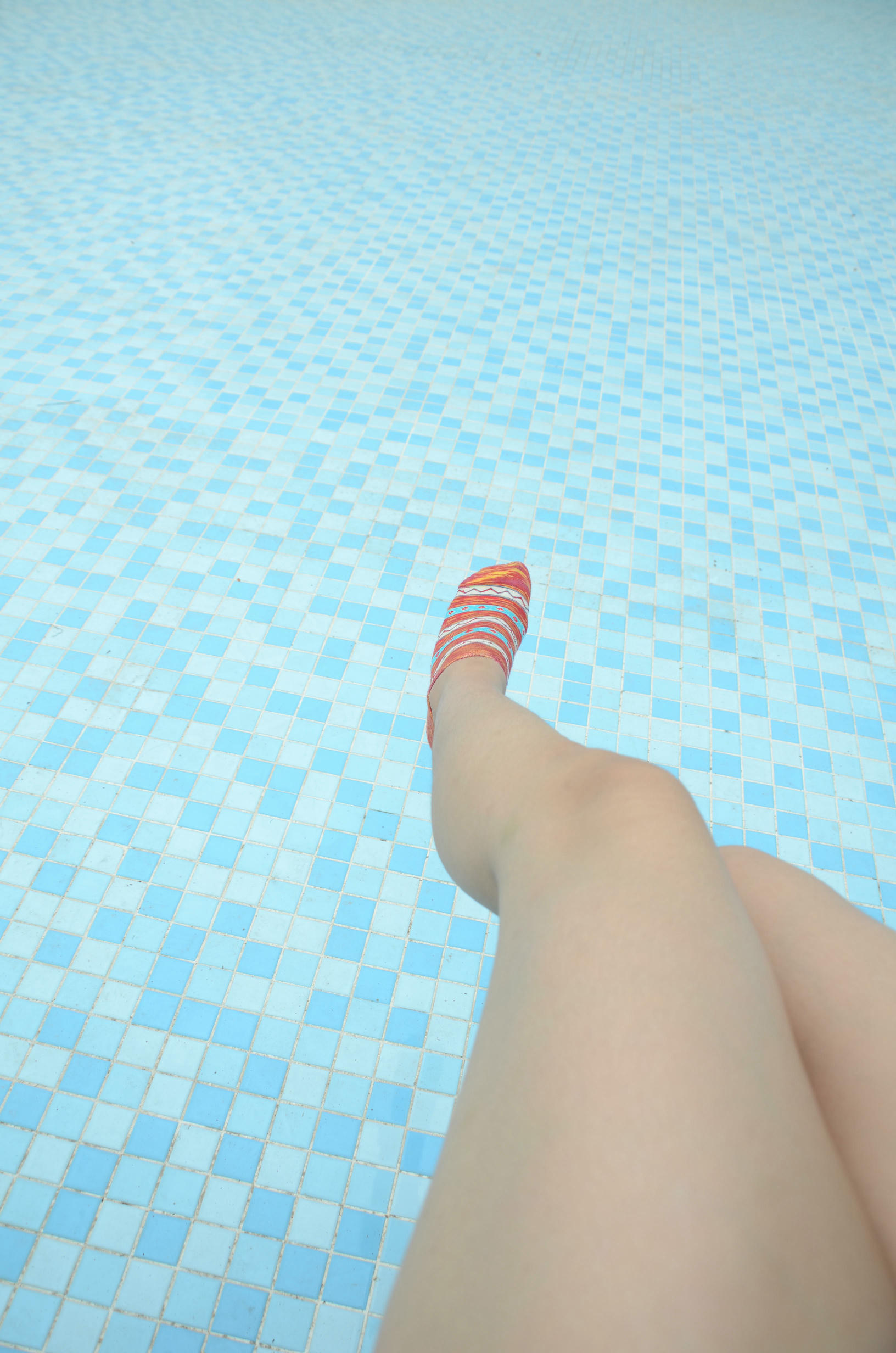 [战前女神] 恋足美腿棉袜女神级摄影套图 2015.06.07特辑2 [120P+138M]_第5集