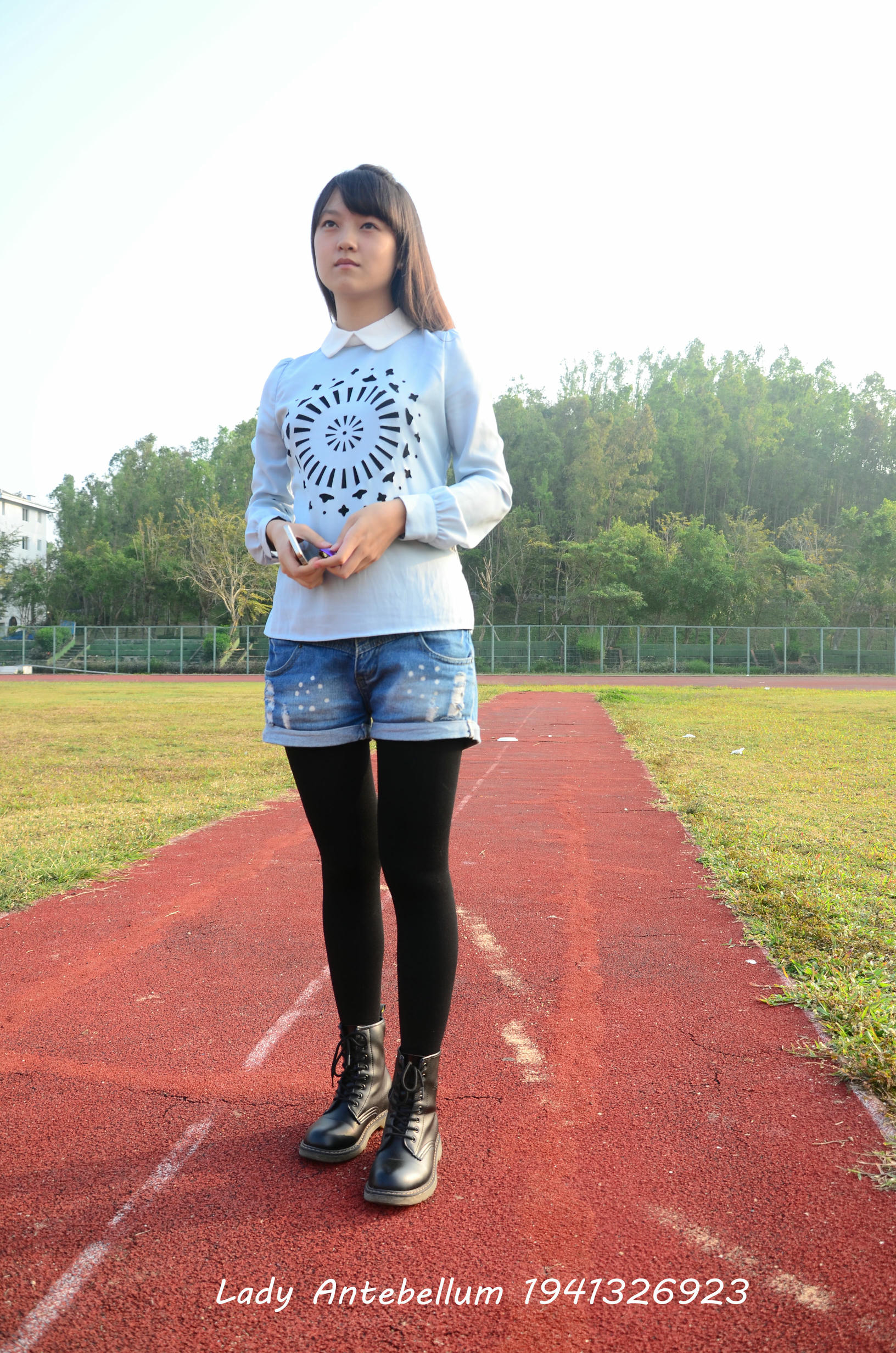 [战前女神] 恋足美腿棉袜女神级摄影套图 015 [131P-265MB]_第1集