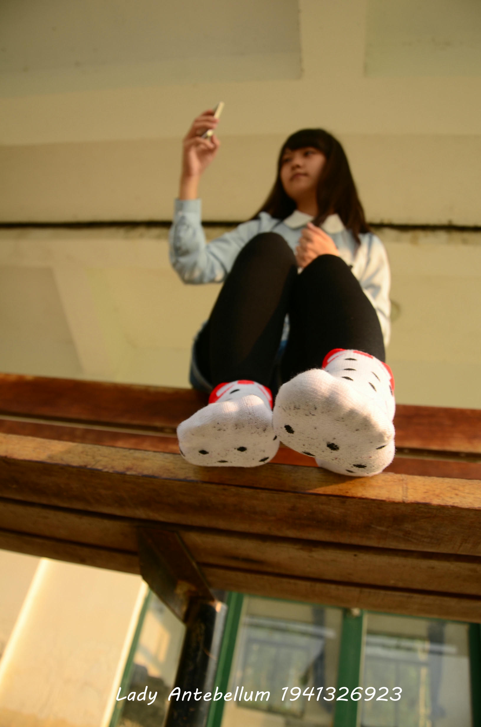 [战前女神] 恋足美腿棉袜女神级摄影套图 015 [131P-265MB]_第6集