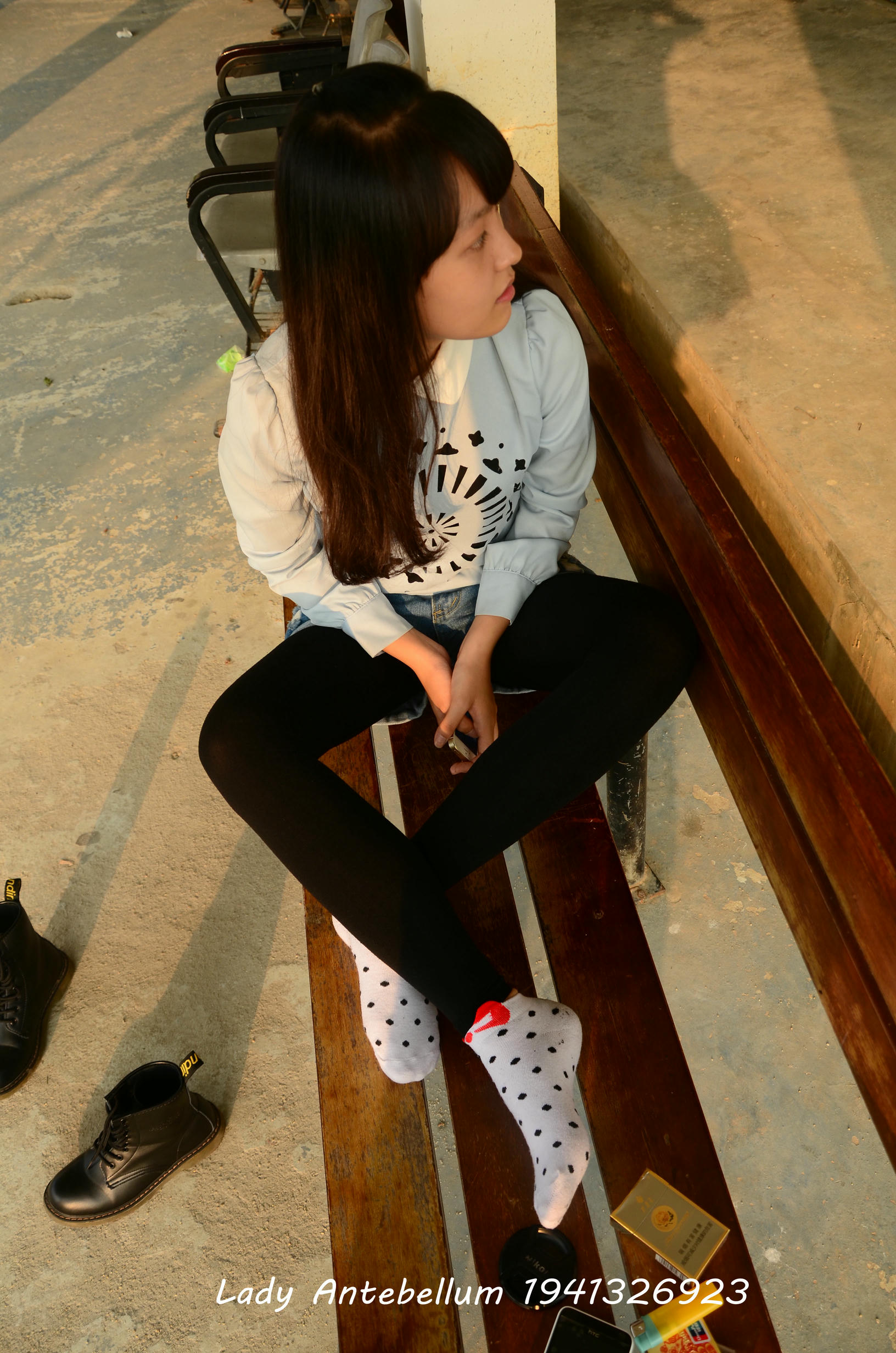 [战前女神] 恋足美腿棉袜女神级摄影套图 015 [131P-265MB]_第6集